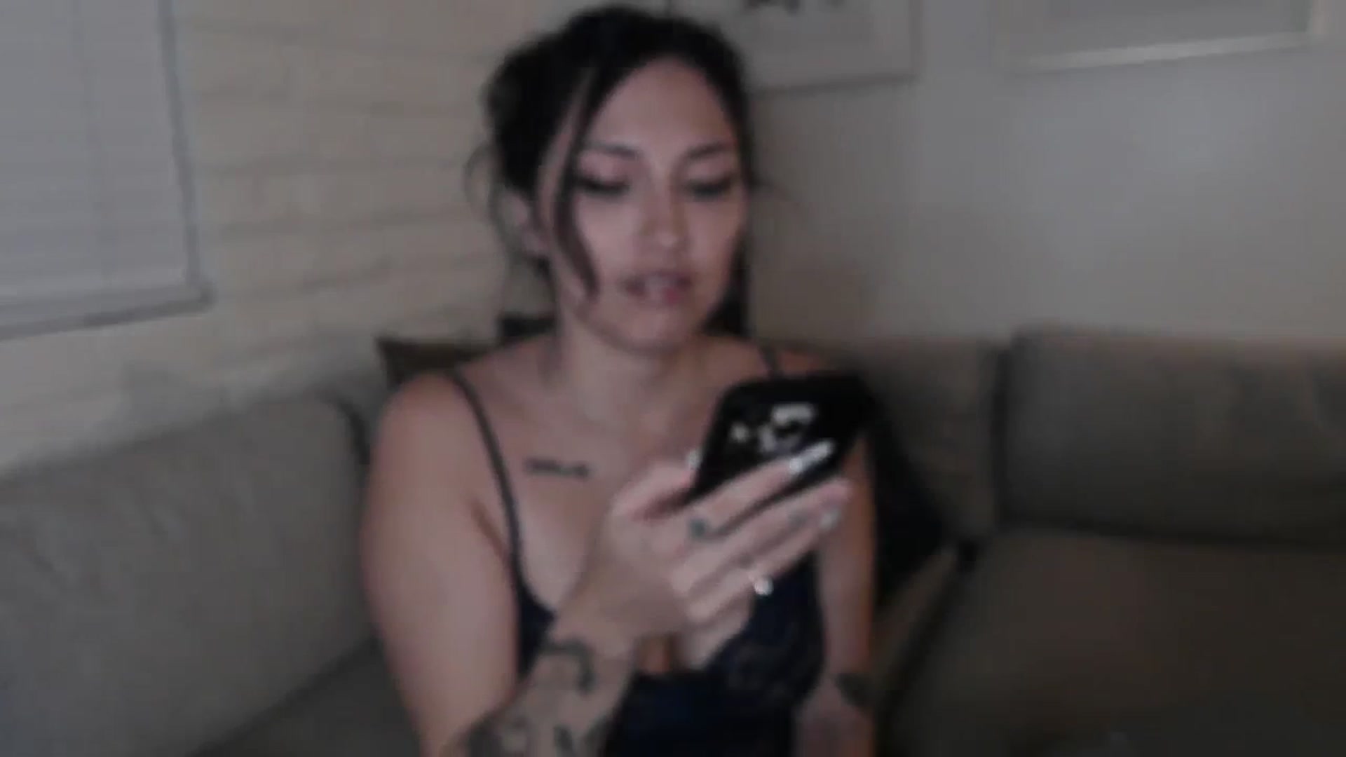 Gallery image thumbnail from Lil_bunniii's myfreecams stream on, 02/11/2026, 07:06 image 15 of 20