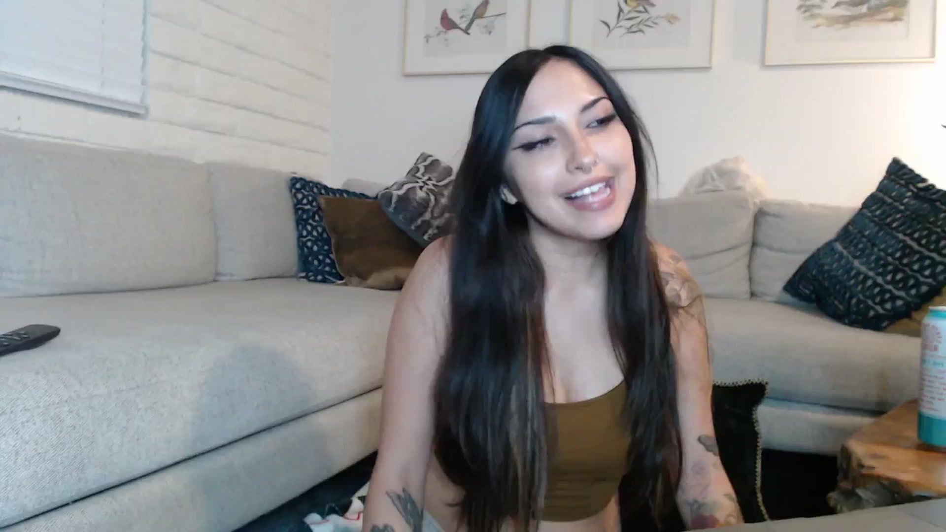 Gallery image thumbnail from Lil_bunniii's myfreecams stream on, 04/04/2026, 08:07 image 2 of 20