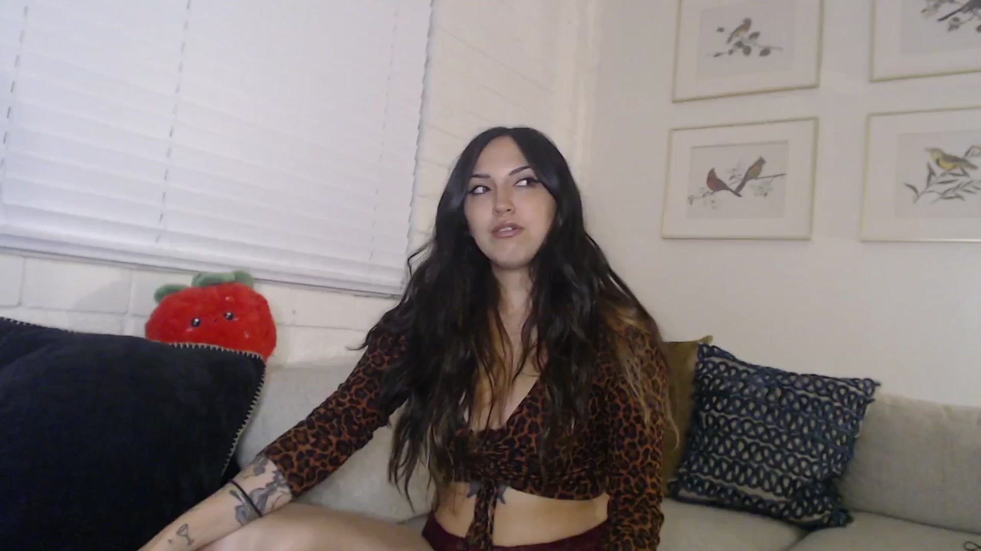 Gallery image thumbnail from Lil_bunniii's myfreecams stream on, 04/09/2026, 06:02 image 10 of 20