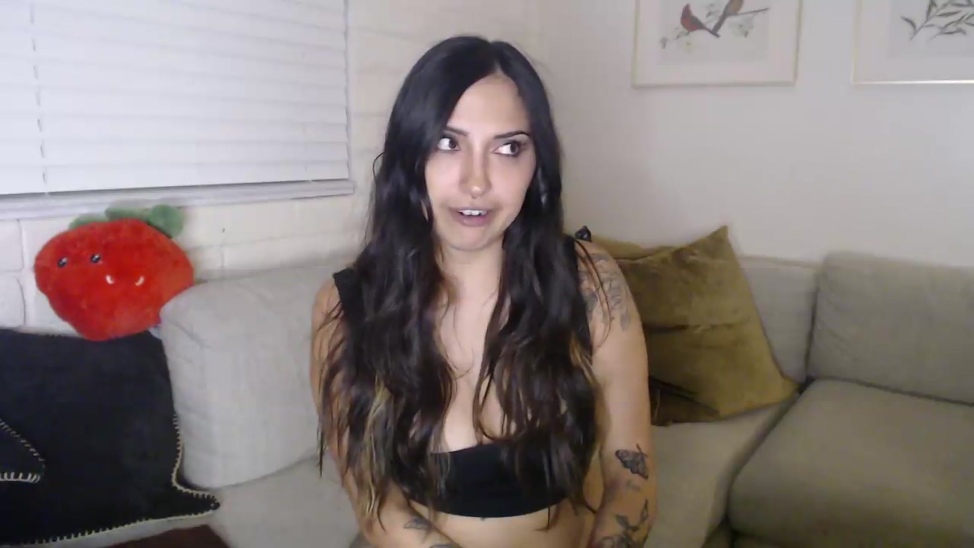 Gallery image thumbnail from Lil_bunniii's myfreecams stream on, 04/29/2026, 06:40 image 19 of 20