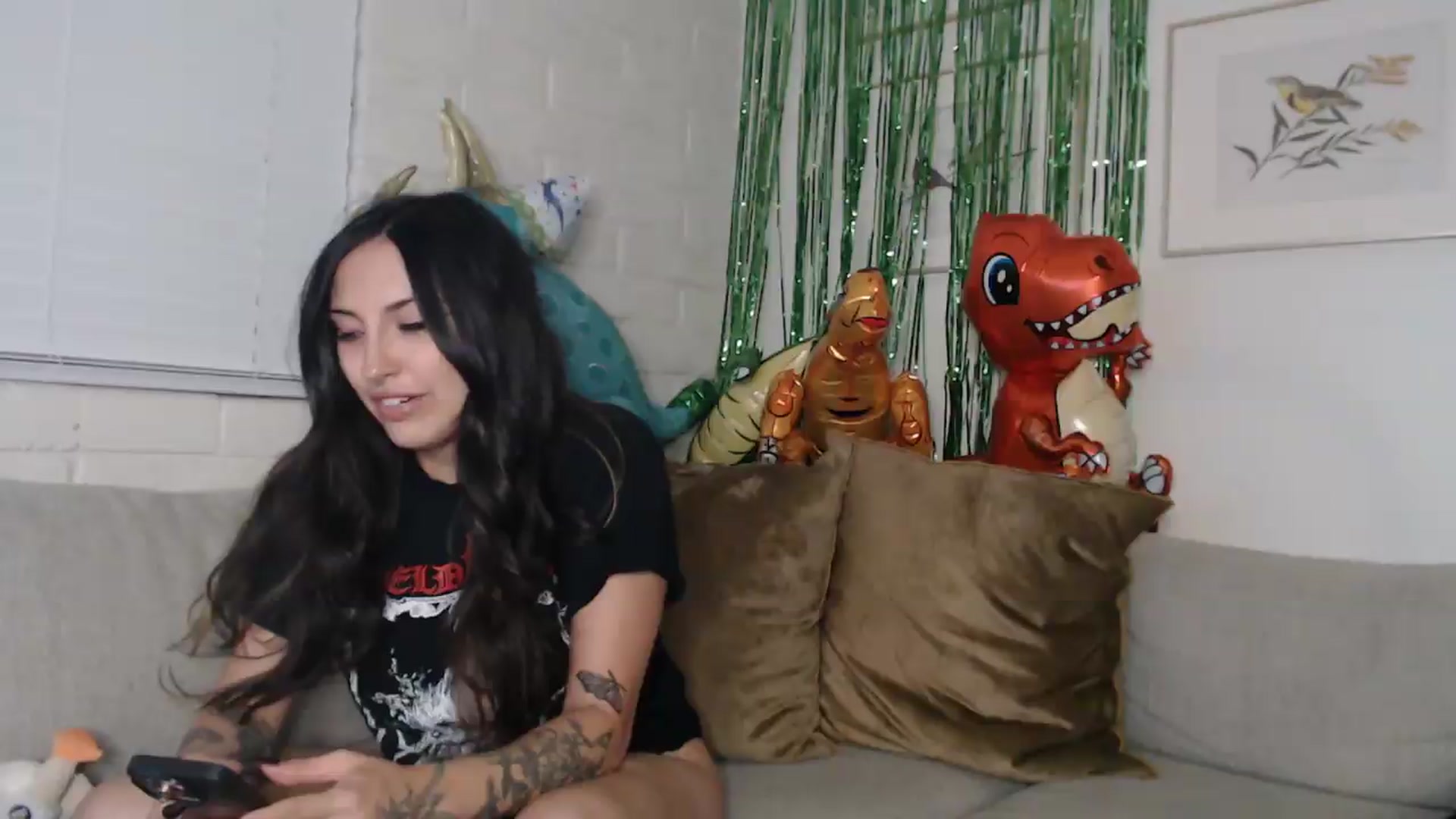 Gallery image thumbnail from Lil_bunniii's myfreecams stream on, 05/06/2026, 06:07 image 5 of 20