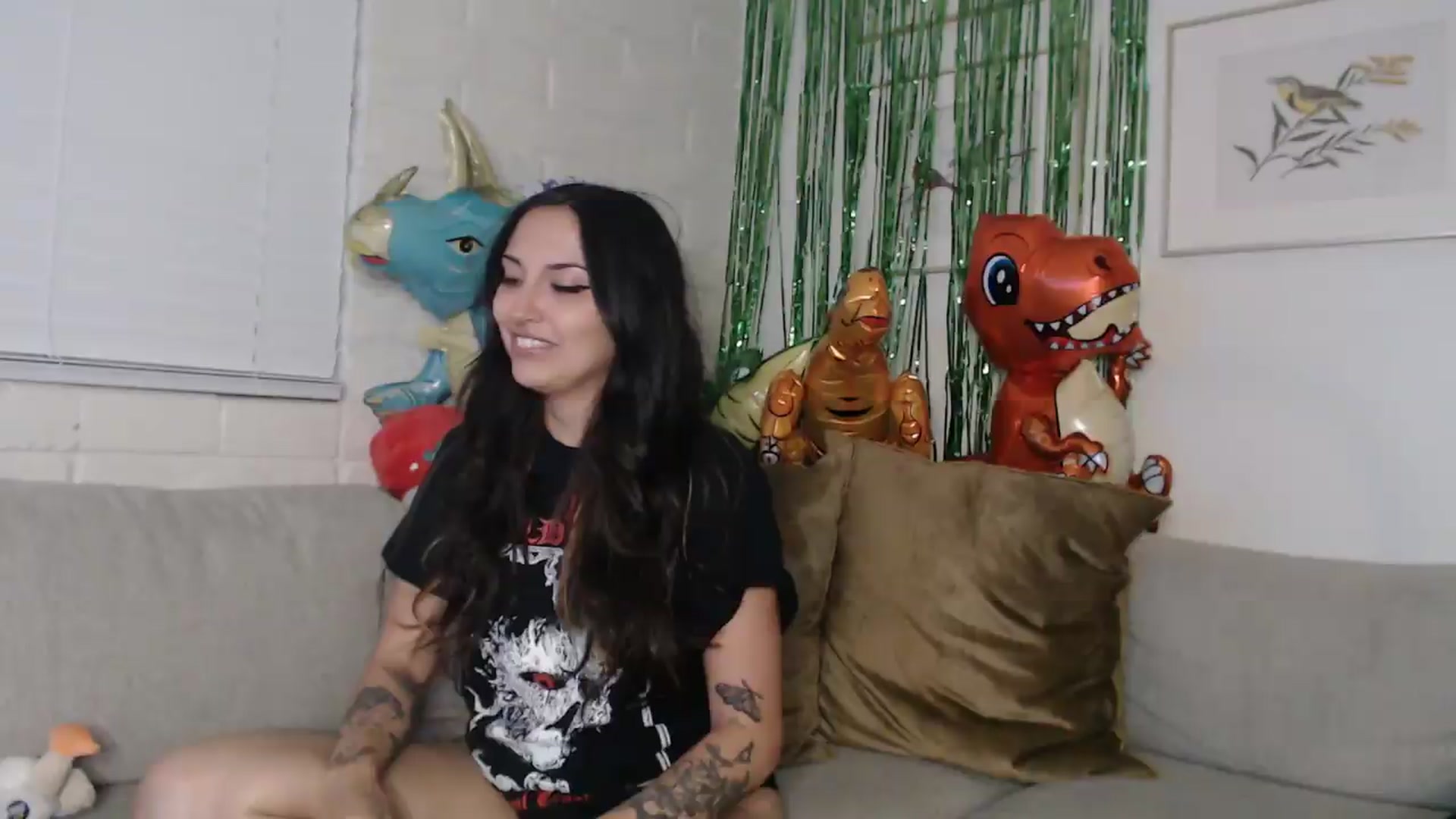 Gallery image thumbnail from Lil_bunniii's myfreecams stream on, 05/06/2026, 06:07 image 10 of 20