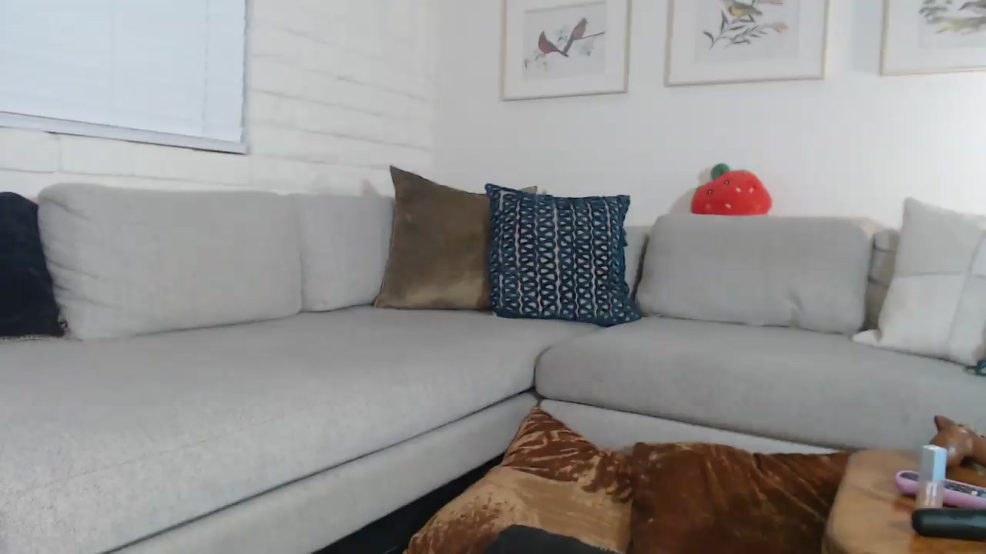 Gallery image thumbnail from Lil_bunniii's myfreecams stream on, 06/20/2026, 07:07 image 12 of 20