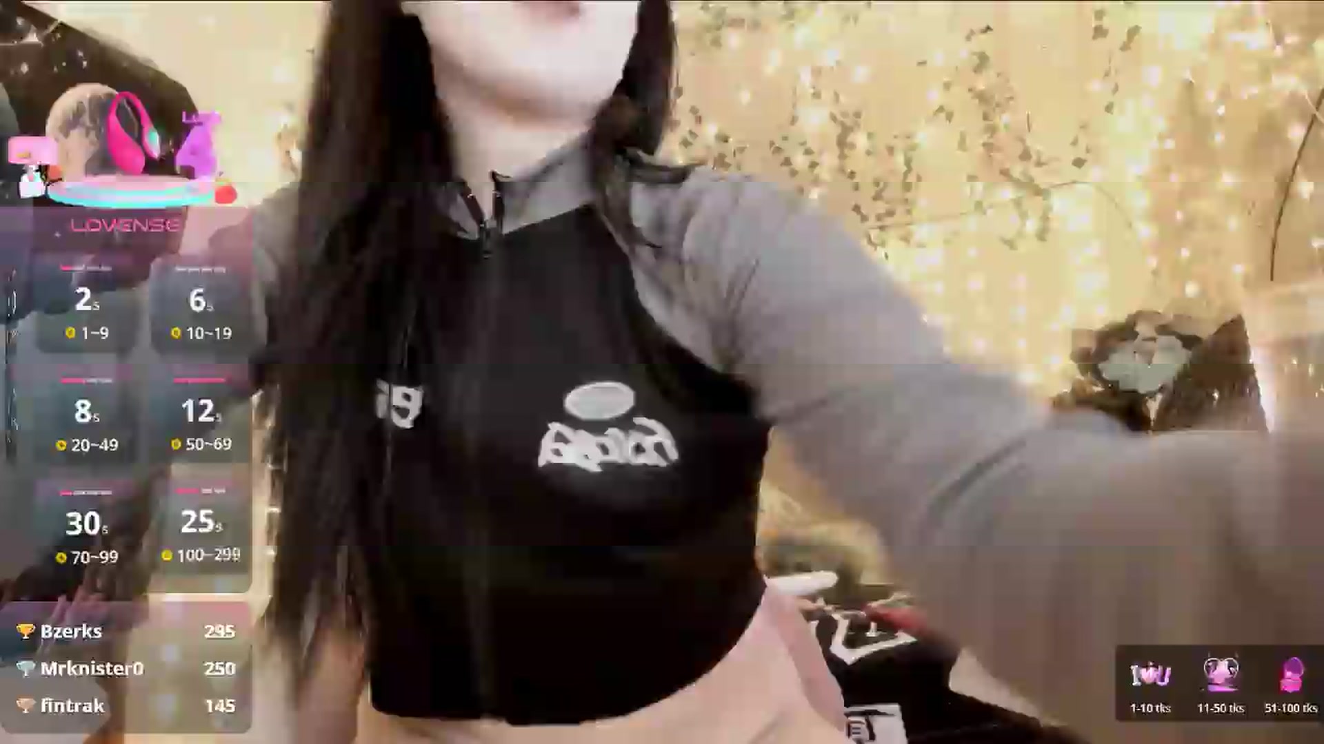 Gallery image thumbnail from Lil_calcifer's myfreecams stream on, 06/07/2026, 07:07 image 7 of 20