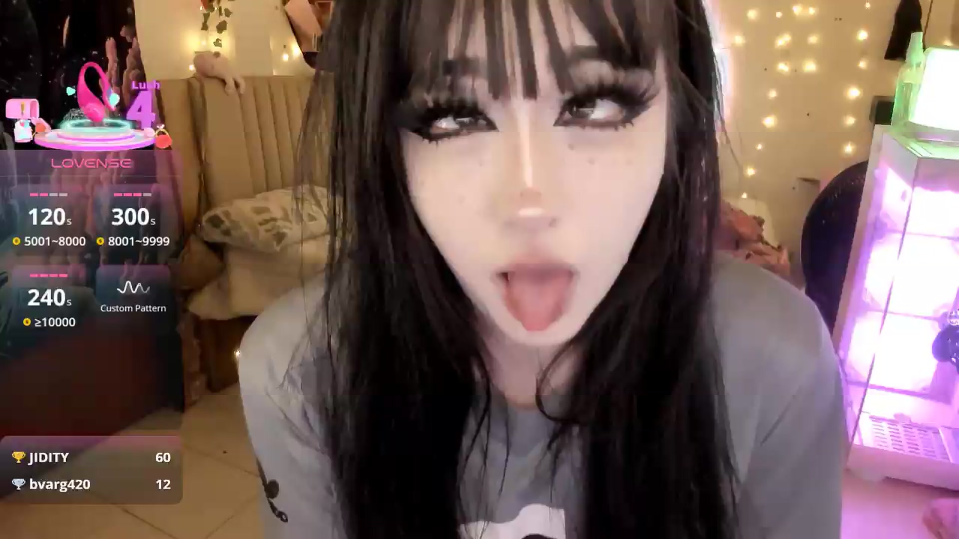 Gallery image thumbnail from Lil_calcifer's myfreecams stream on, 07/18/2026, 08:41 image 4 of 20