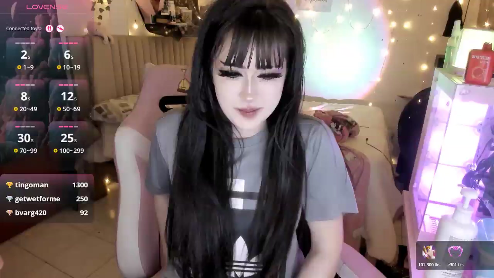 Gallery image thumbnail from Lil_calcifer's myfreecams stream on, 07/18/2026, 09:46 image 6 of 20