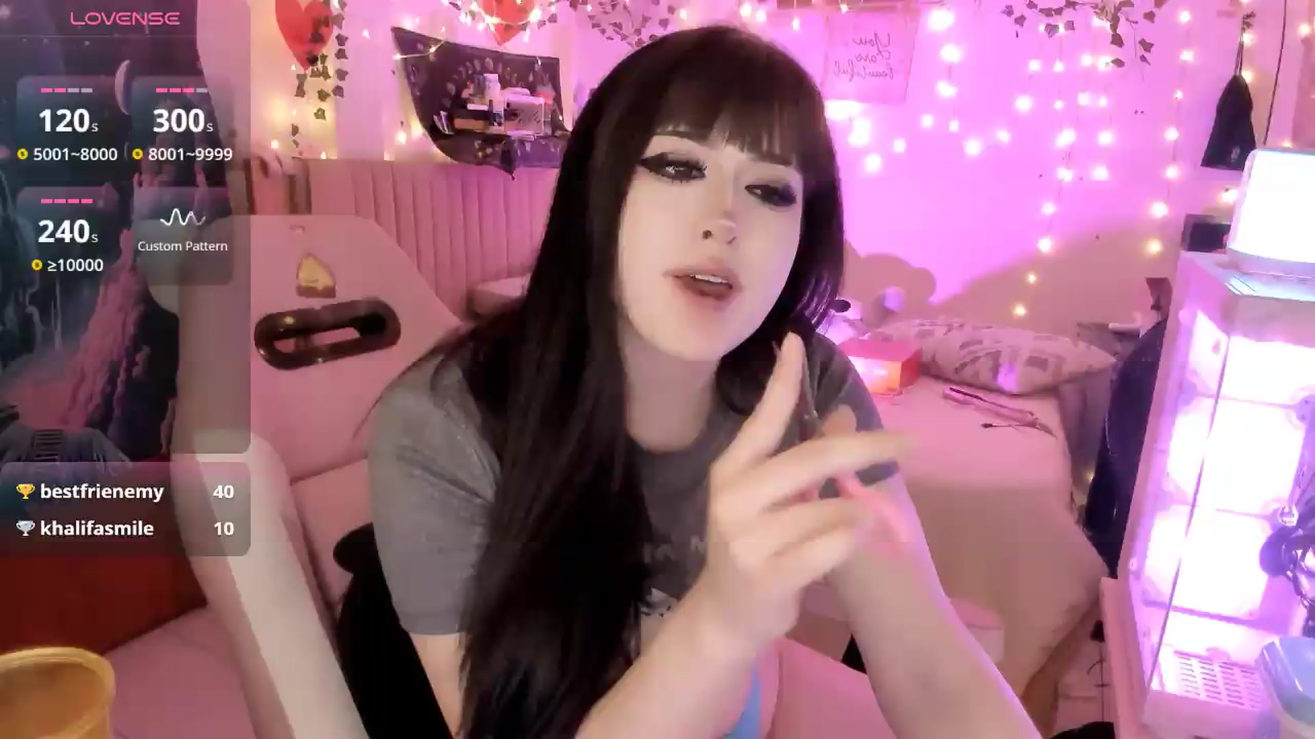 Gallery image thumbnail from Lil_calcifer's myfreecams stream on, 07/19/2026, 10:26 image 19 of 20