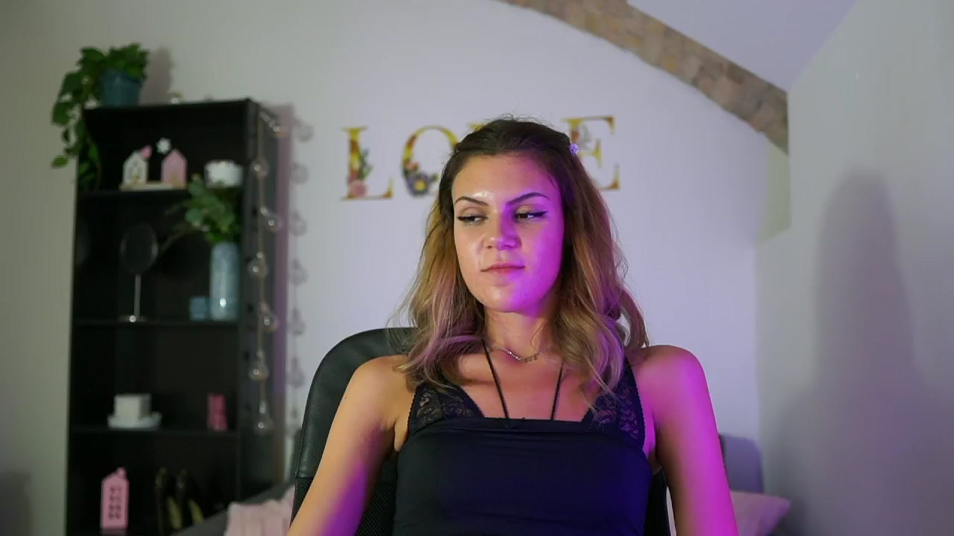 Gallery image thumbnail from Lil_stephanie's myfreecams stream on, 08/31/2024, 14:43 image 12 of 20