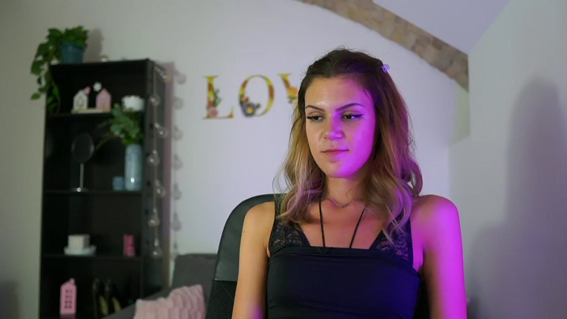 Gallery image thumbnail from Lil_stephanie's myfreecams stream on, 08/31/2024, 14:43 image 17 of 20