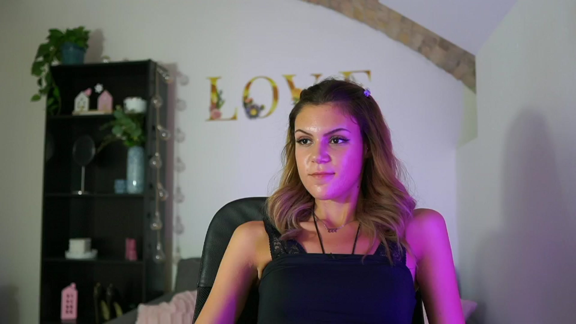 Gallery image thumbnail from Lil_stephanie's myfreecams stream on, 08/31/2024, 18:02 image 19 of 20