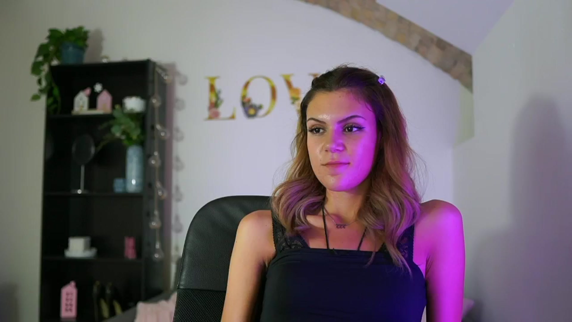 Gallery image thumbnail from Lil_stephanie's myfreecams stream on, 08/31/2024, 18:02 image 8 of 20