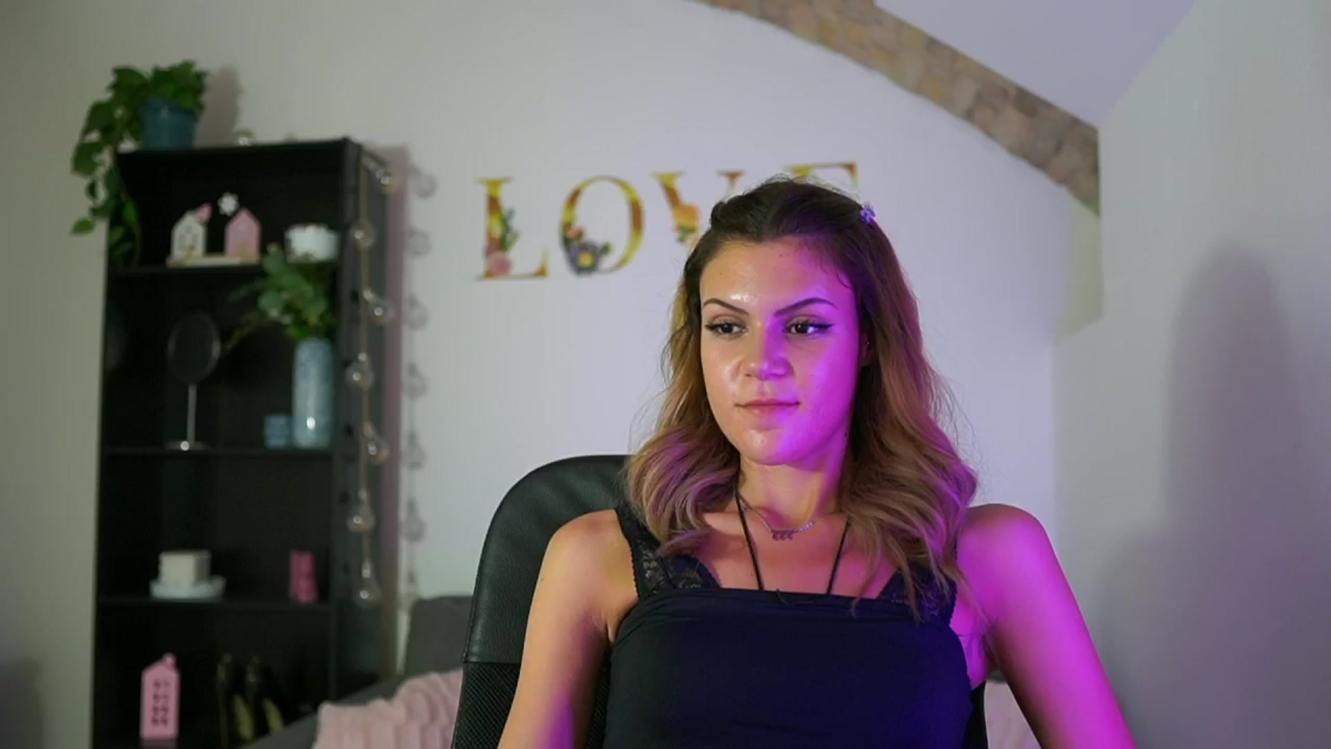 Gallery image thumbnail from Lil_stephanie's myfreecams stream on, 08/31/2024, 18:02 image 18 of 20