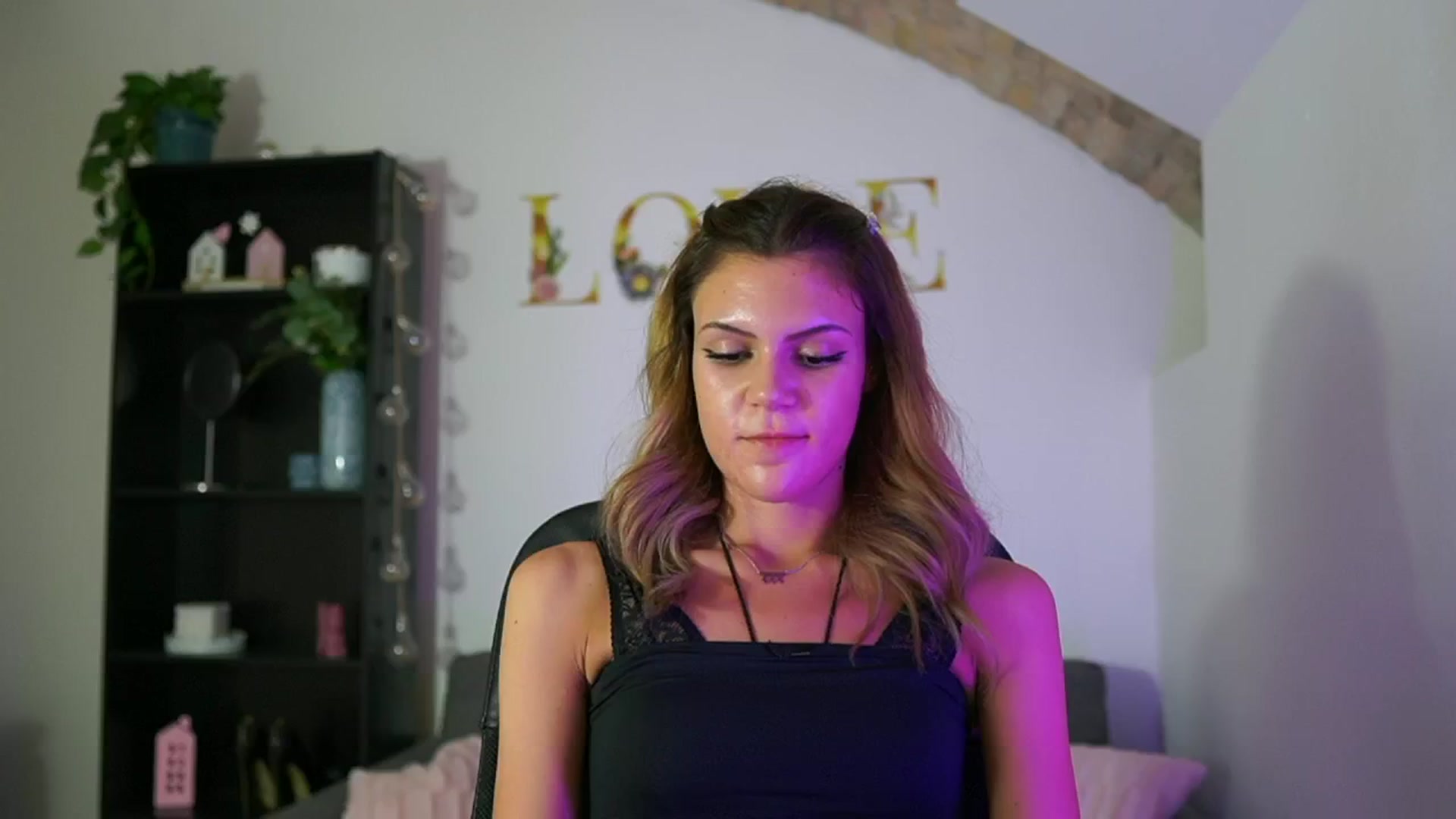 Gallery image thumbnail from Lil_stephanie's myfreecams stream on, 08/31/2024, 18:02 image 13 of 20