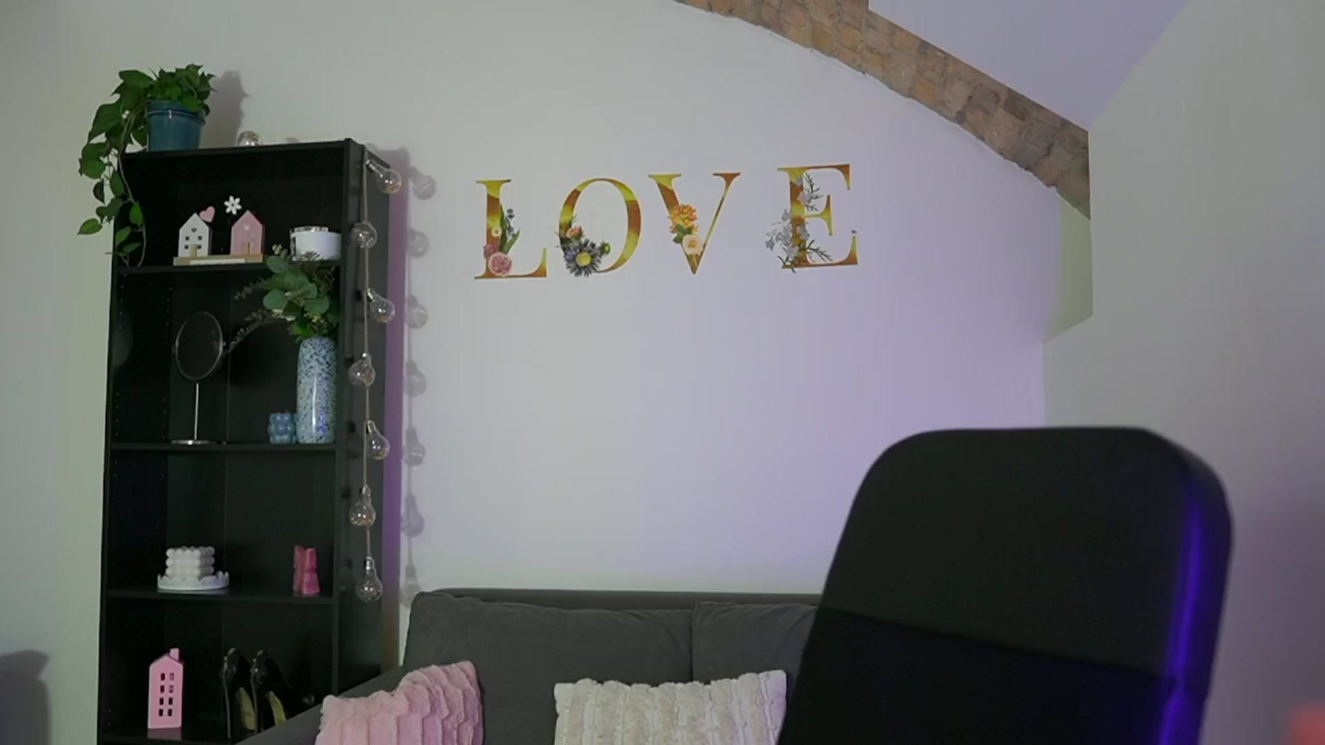 Gallery image thumbnail from Lil_stephanie's myfreecams stream on, 09/01/2024, 11:13 image 13 of 20