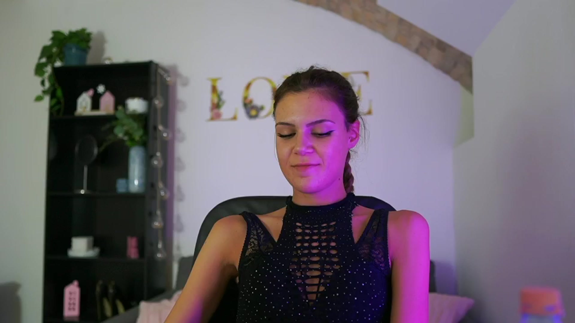 Gallery image thumbnail from Lil_stephanie's myfreecams stream on, 09/01/2024, 13:22 image 8 of 20