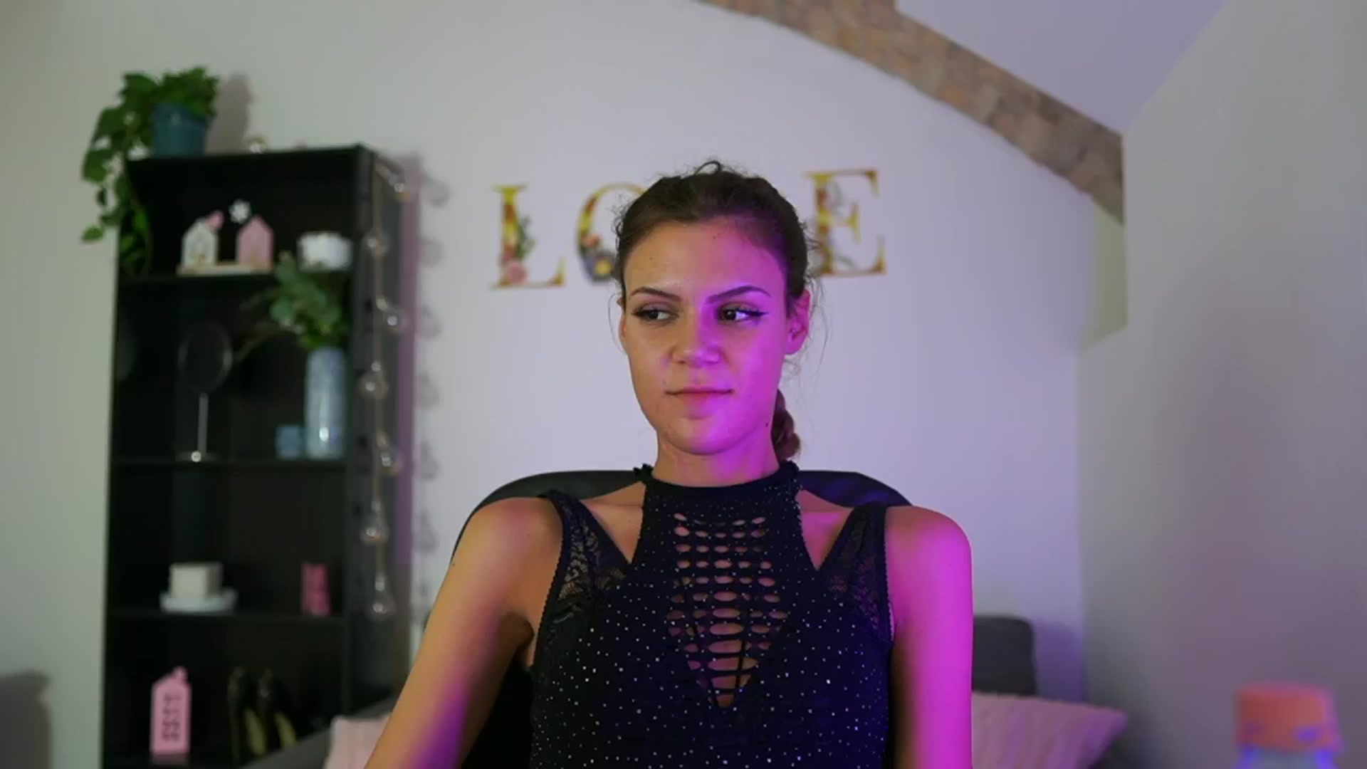 Gallery image thumbnail from Lil_stephanie's myfreecams stream on, 09/01/2024, 13:22 image 4 of 20
