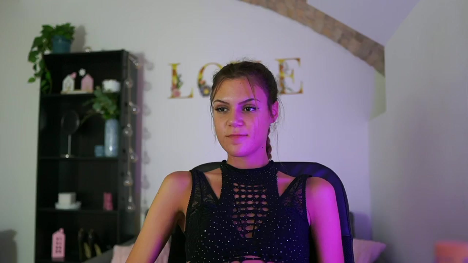 Gallery image thumbnail from Lil_stephanie's myfreecams stream on, 09/01/2024, 14:19 image 10 of 20