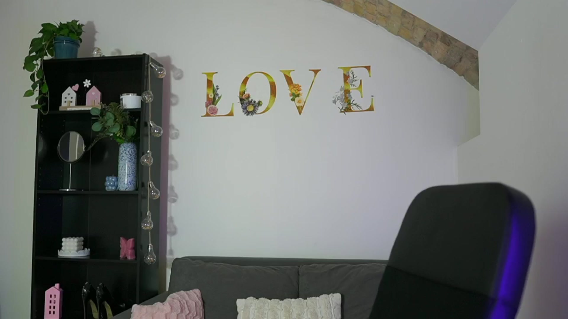 Gallery image thumbnail from Lil_stephanie's myfreecams stream on, 09/09/2024, 16:52 image 11 of 20
