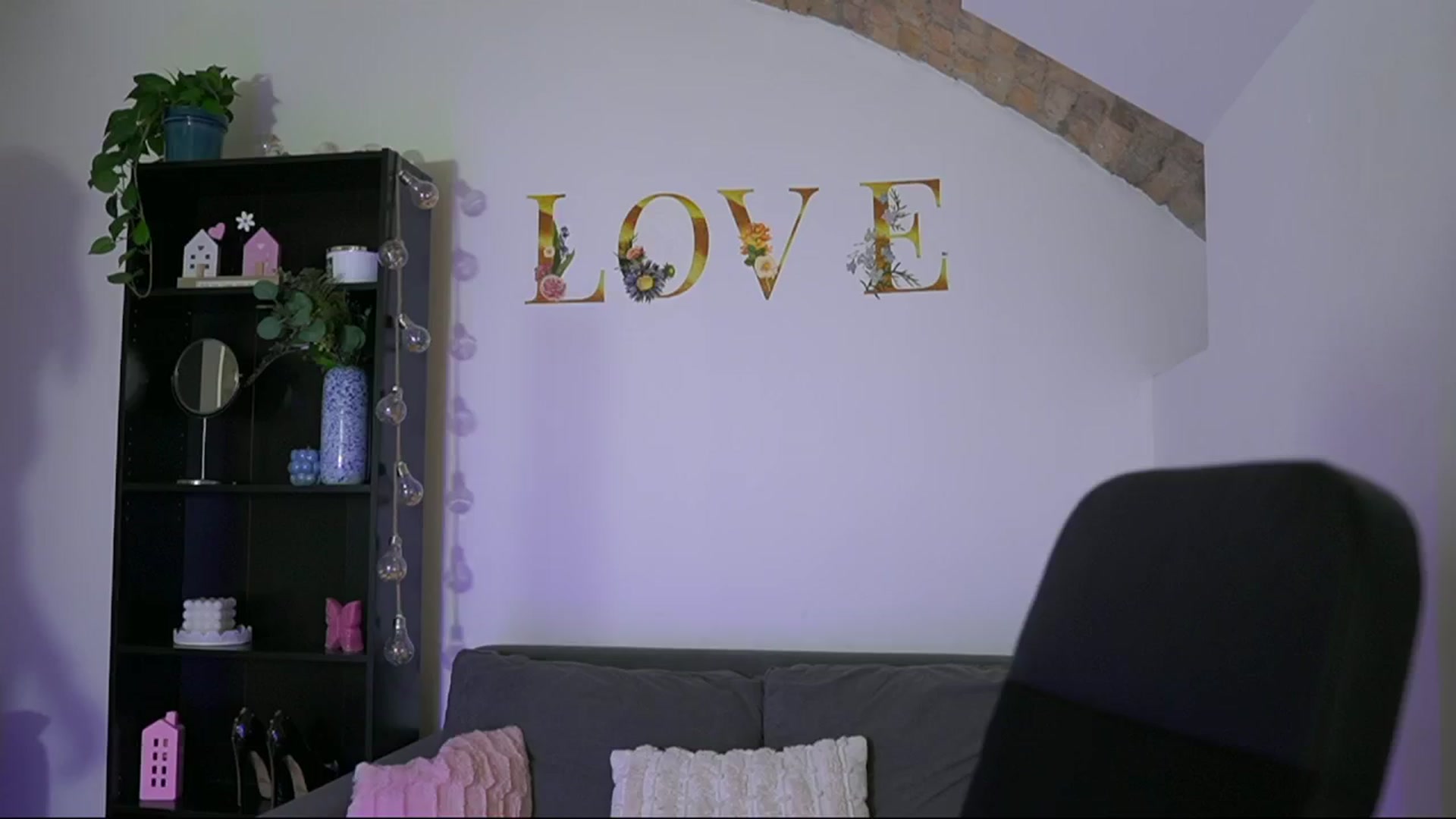 Gallery image thumbnail from Lil_stephanie's myfreecams stream on, 09/17/2024, 10:51 image 1 of 20