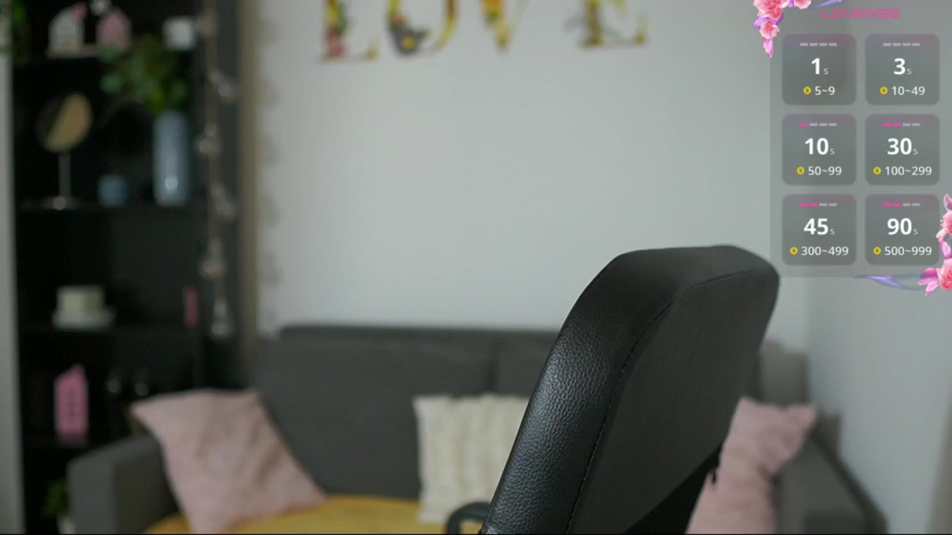 Gallery image thumbnail from Lil_stephanie's myfreecams stream on, 12/15/2024, 10:29 image 17 of 20
