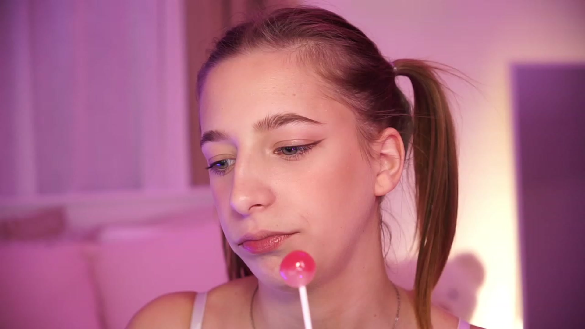 Gallery image thumbnail from LilaBlossom's myfreecams stream on, 10/22/2023, 23:34 image 11 of 20