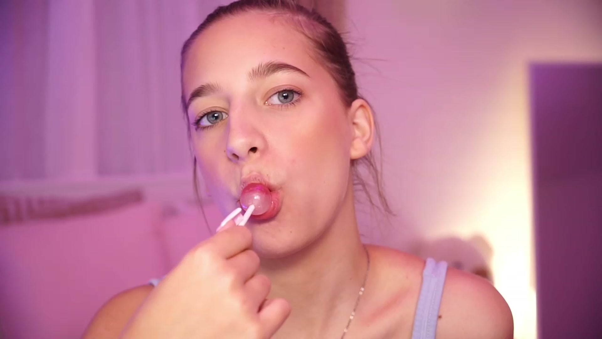 Gallery image thumbnail from LilaBlossom's myfreecams stream on, 10/24/2023, 06:21 image 17 of 20