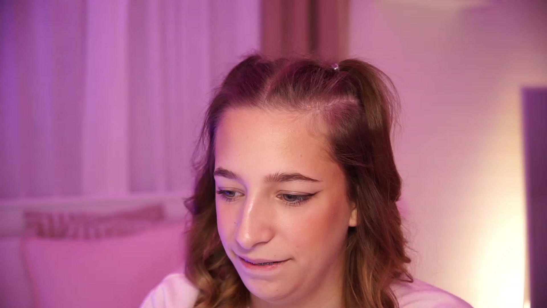 Gallery image thumbnail from LilaBlossom's myfreecams stream on, 10/26/2023, 11:42 image 13 of 20