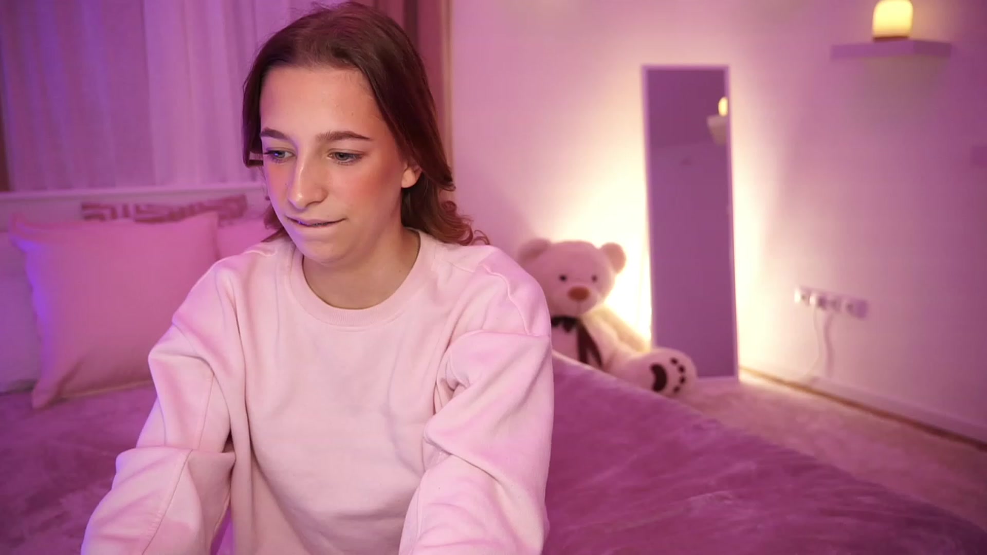 Gallery image thumbnail from LilaBlossom's myfreecams stream on, 10/28/2023, 23:09 image 18 of 20
