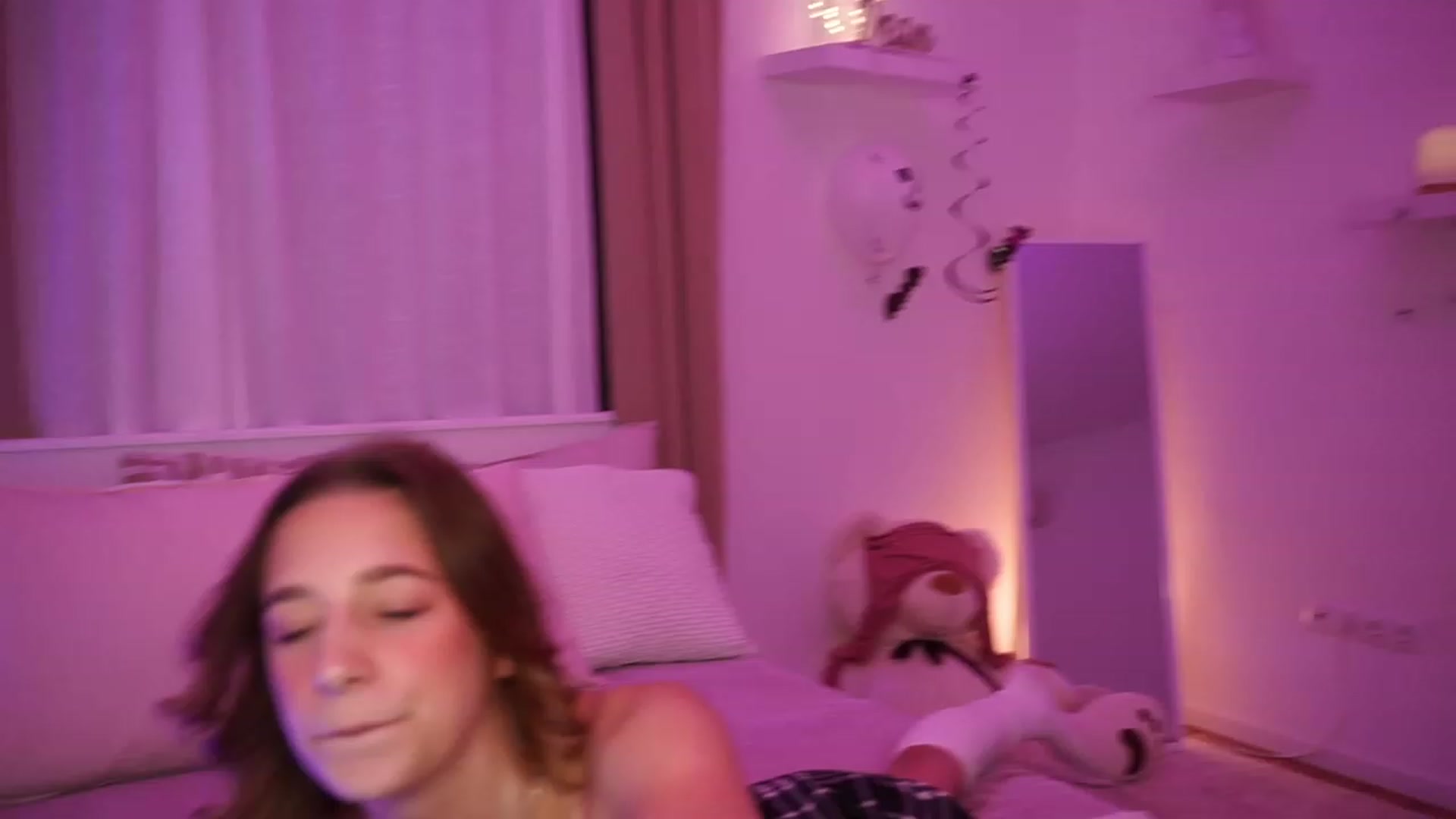 Gallery image thumbnail from LilaBlossom's myfreecams stream on, 11/01/2023, 19:22 image 2 of 20