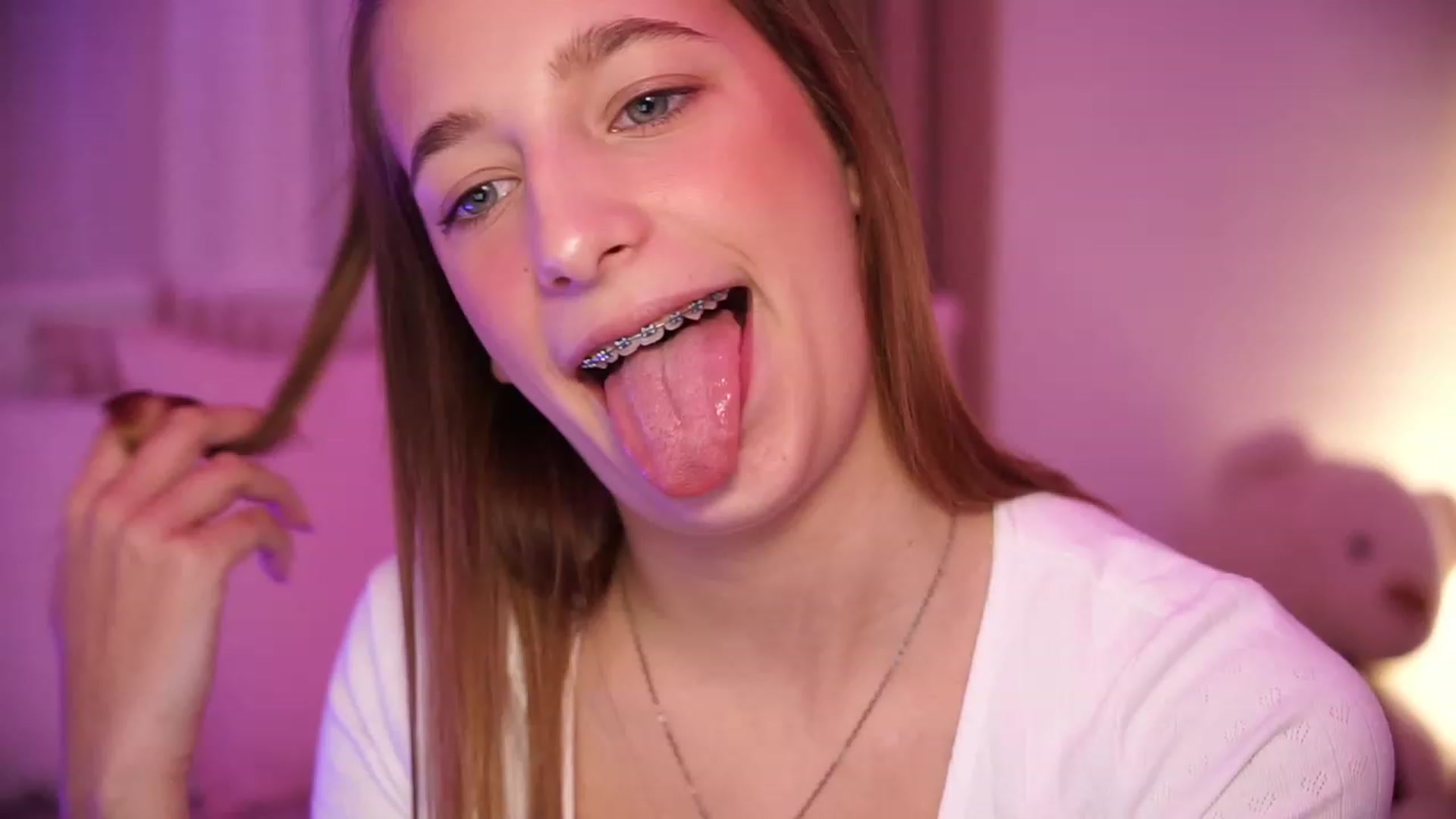 Gallery image thumbnail from LilaBlossom's myfreecams stream on, 11/10/2023, 19:10 image 6 of 20