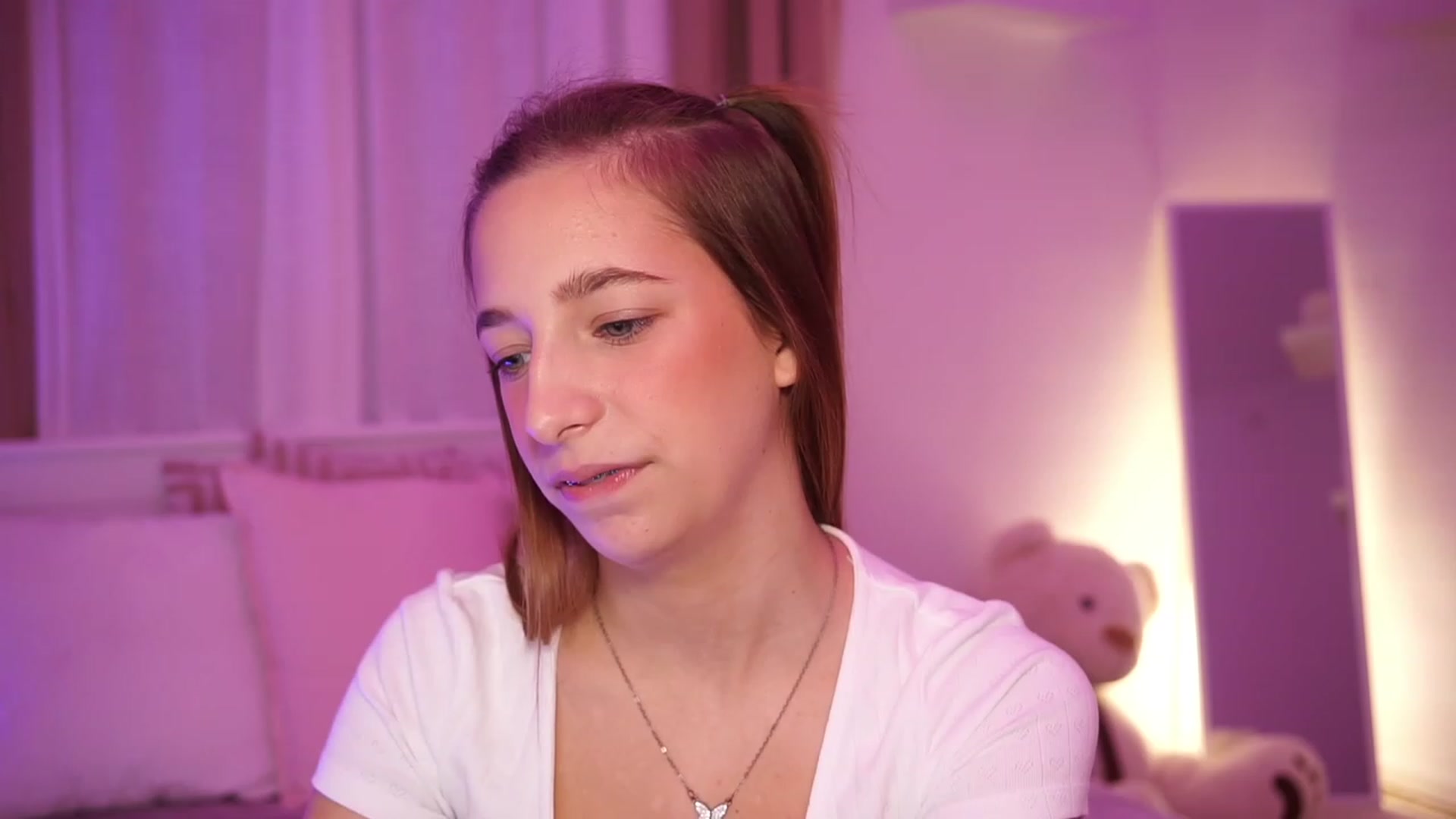 Gallery image thumbnail from LilaBlossom's myfreecams stream on, 11/10/2023, 19:10 image 14 of 20