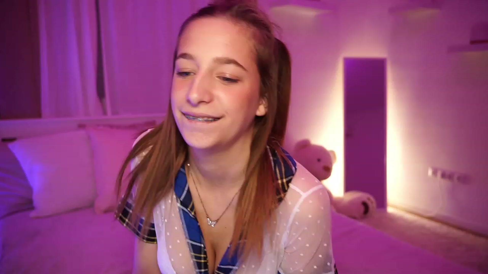 Gallery image thumbnail from LilaBlossom's myfreecams stream on, 11/11/2023, 18:08 image 7 of 20