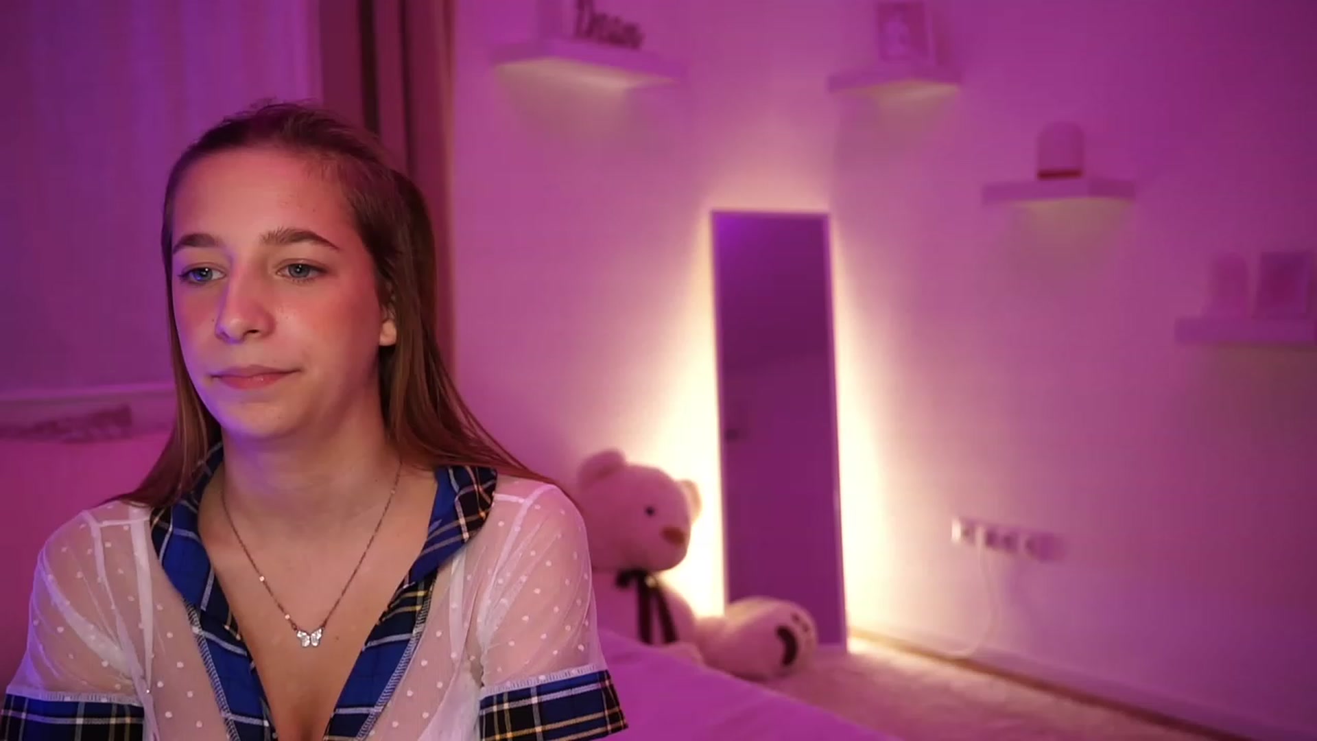 Gallery image thumbnail from LilaBlossom's myfreecams stream on, 11/11/2023, 18:08 image 13 of 20