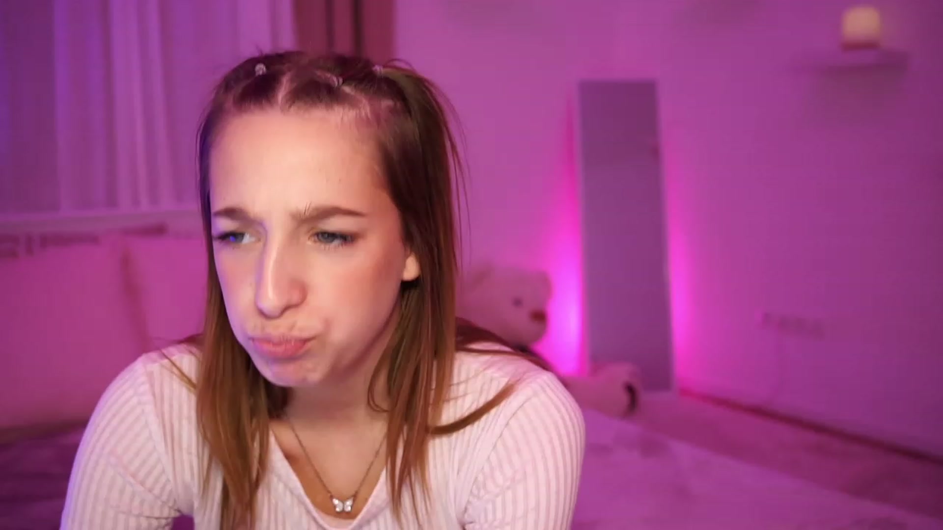Gallery image thumbnail from LilaBlossom's myfreecams stream on, 11/26/2023, 18:06 image 4 of 20