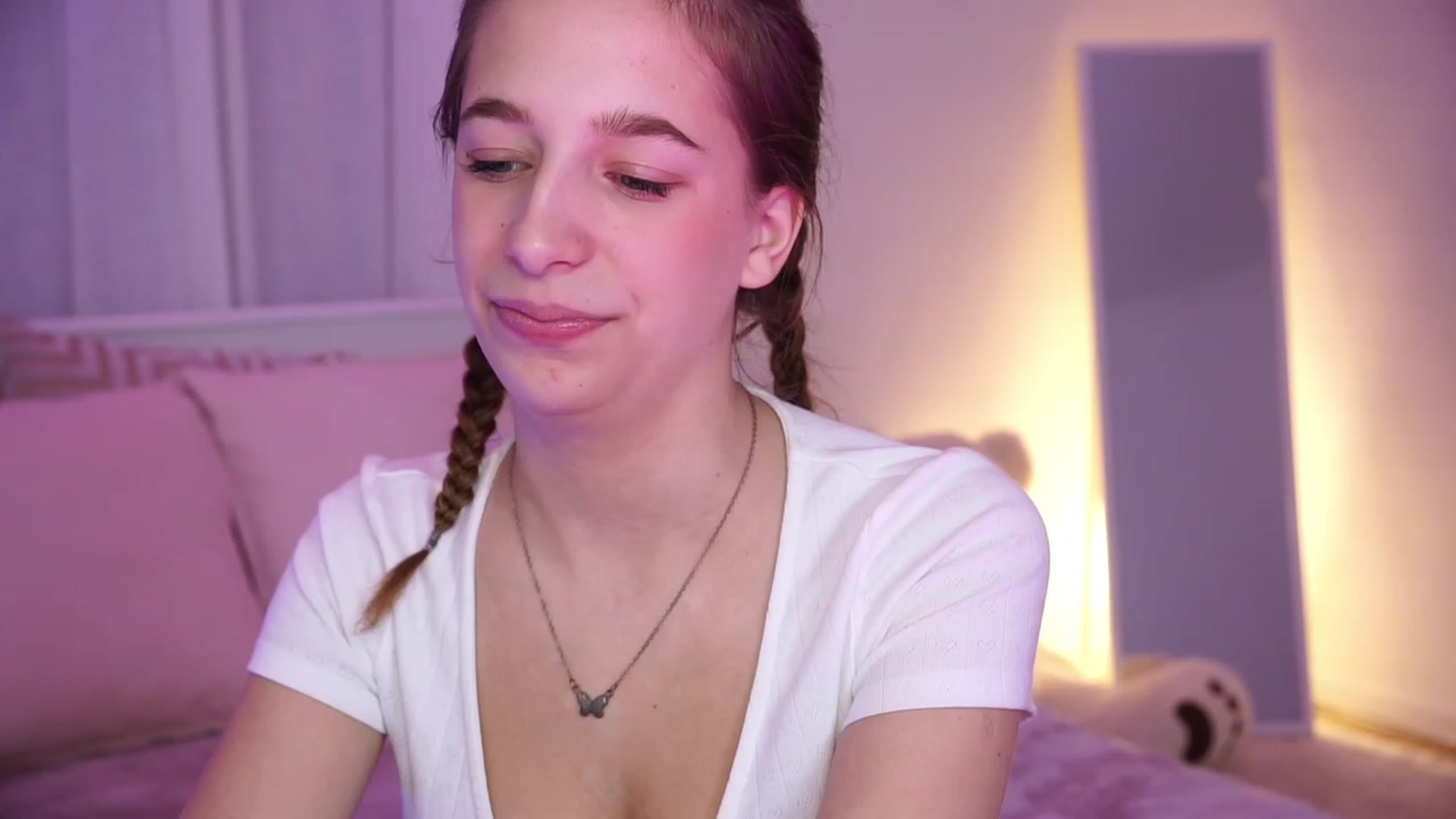 Gallery image thumbnail from LilaBlossom's myfreecams stream on, 12/17/2023, 18:09 image 10 of 20