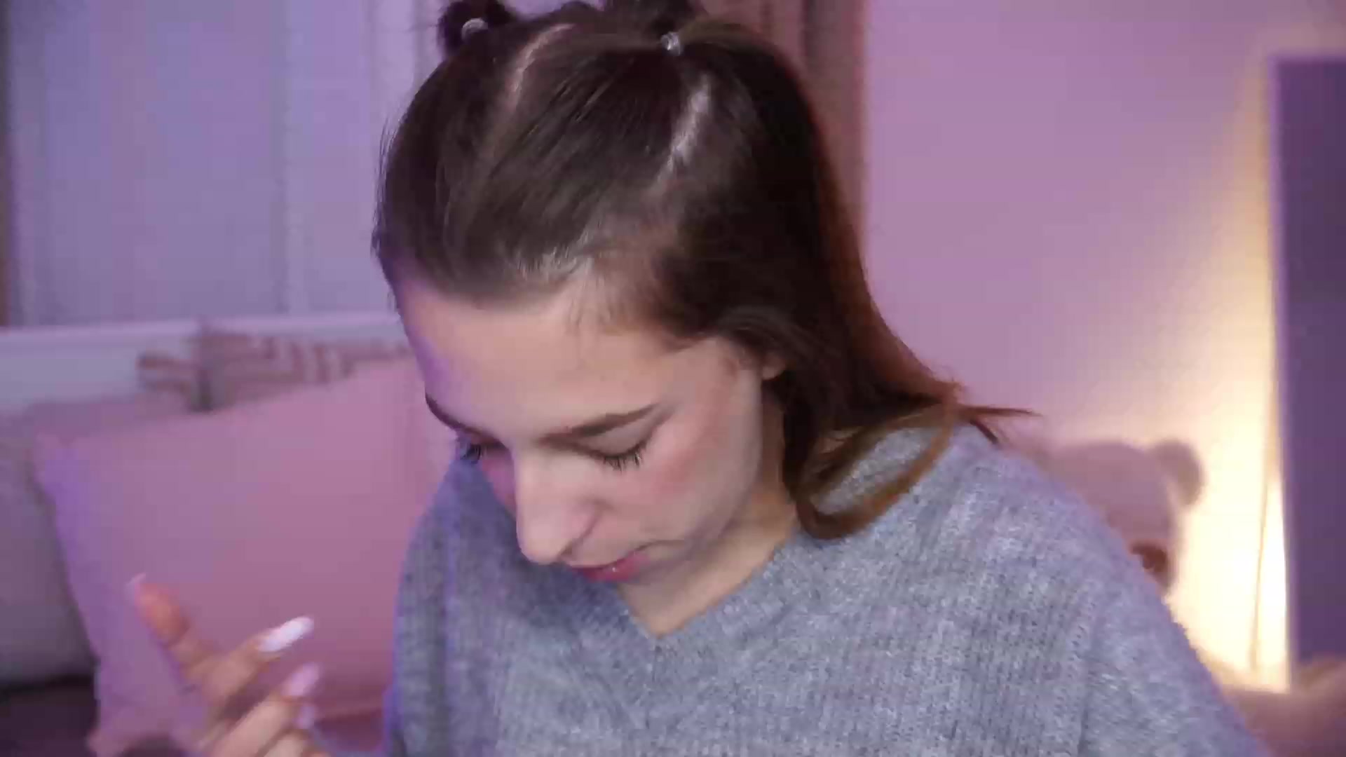 Gallery image thumbnail from LilaBlossom's myfreecams stream on, 12/20/2023, 14:15 image 1 of 20