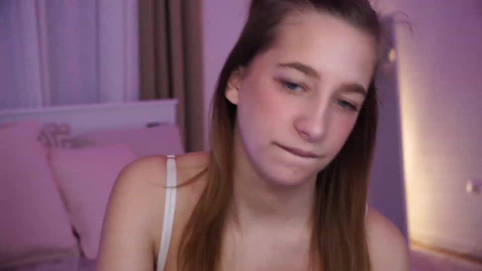 Gallery image thumbnail from LilaBlossom's myfreecams stream on, 12/21/2023, 14:55 image 10 of 20