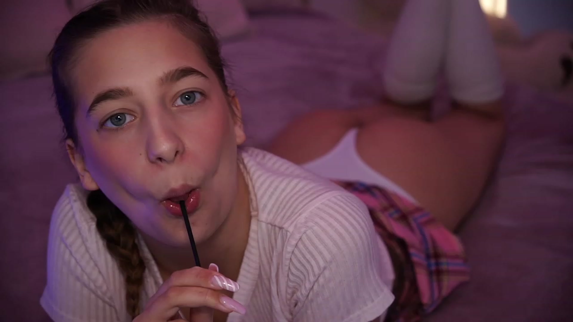 Gallery image thumbnail from LilaBlossom's myfreecams stream on, 12/30/2023, 13:01 image 12 of 20