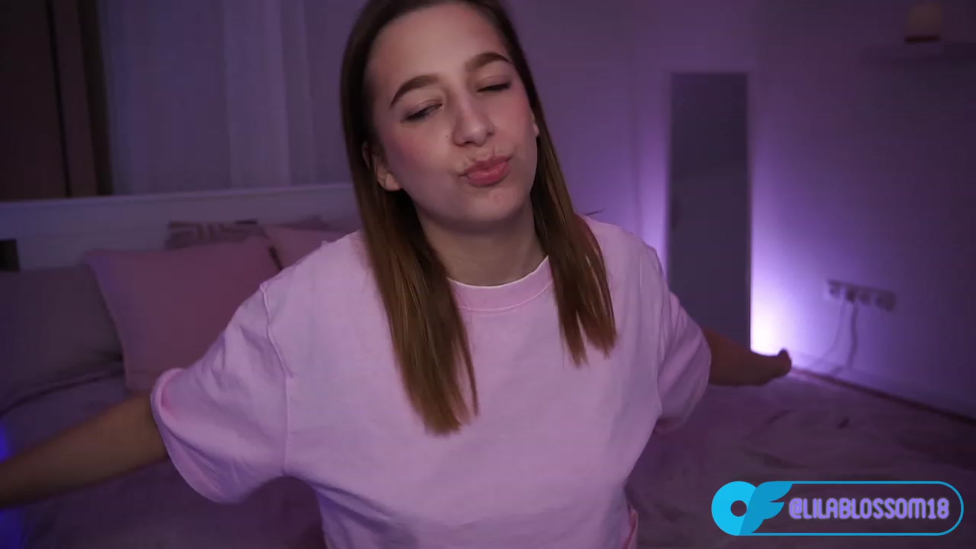 Gallery image thumbnail from LilaBlossom's myfreecams stream on, 01/04/2024, 16:13 image 7 of 20