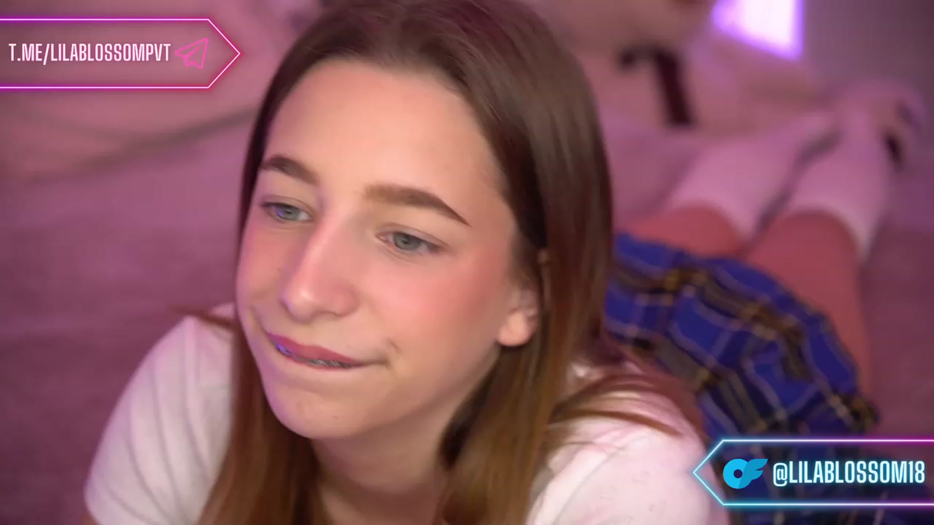 Gallery image thumbnail from LilaBlossom's myfreecams stream on, 01/21/2024, 14:22 image 5 of 20