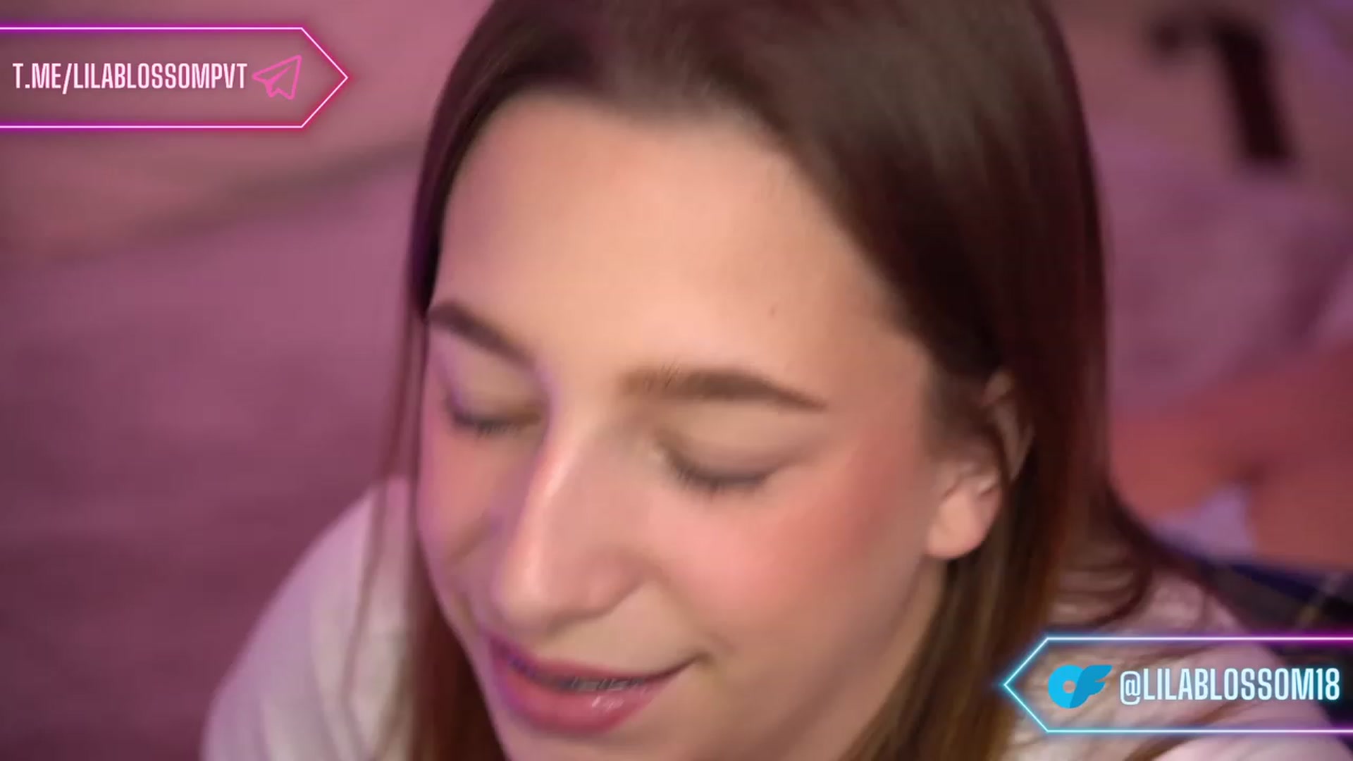 Gallery image thumbnail from LilaBlossom's myfreecams stream on, 01/21/2024, 14:22 image 10 of 20