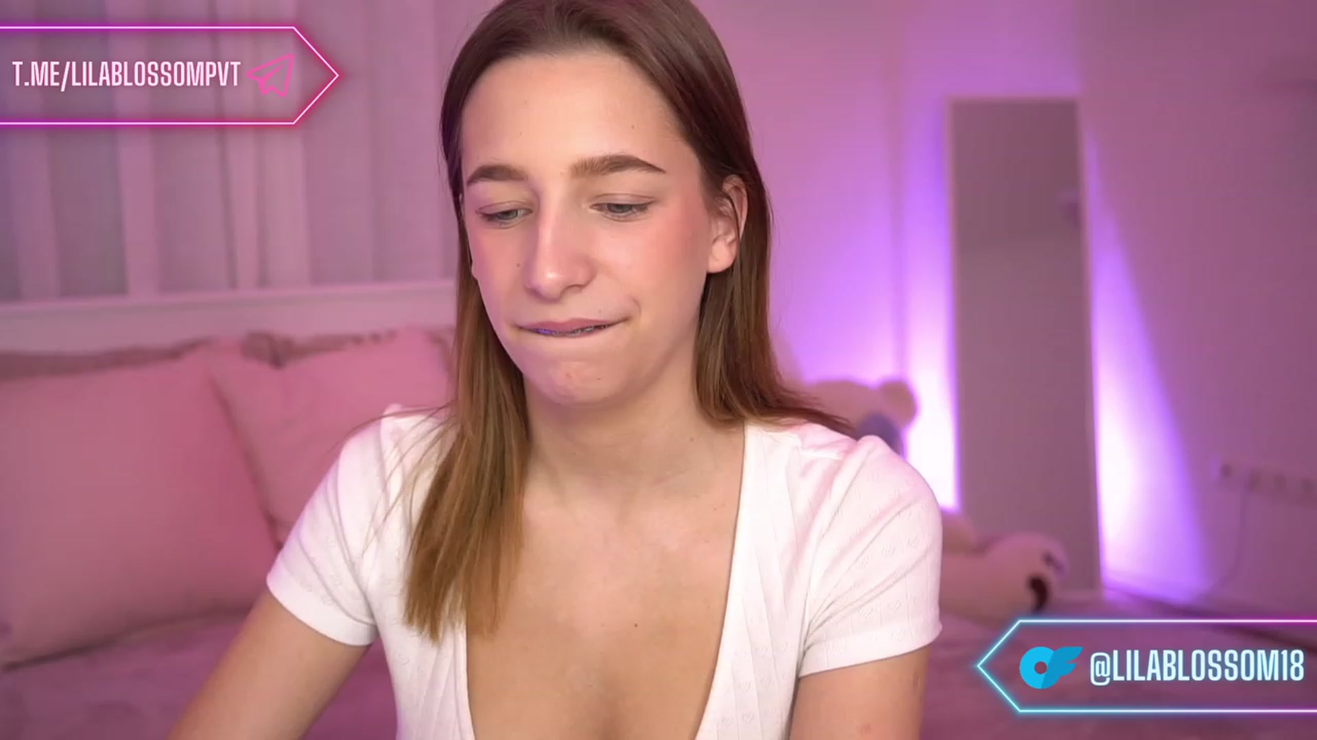 Gallery image thumbnail from LilaBlossom's myfreecams stream on, 01/21/2024, 17:31 image 18 of 20