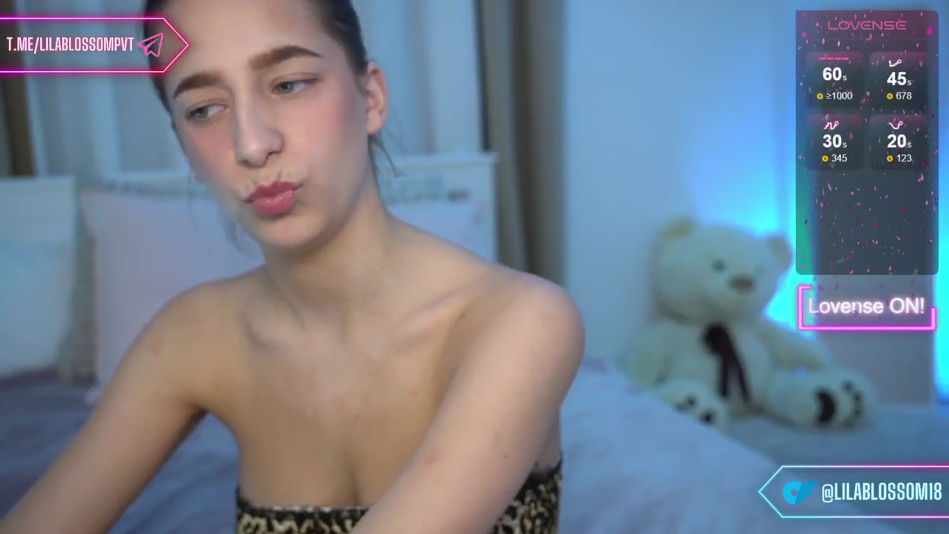 Gallery image thumbnail from LilaBlossom's myfreecams stream on, 02/03/2024, 17:25 image 6 of 20