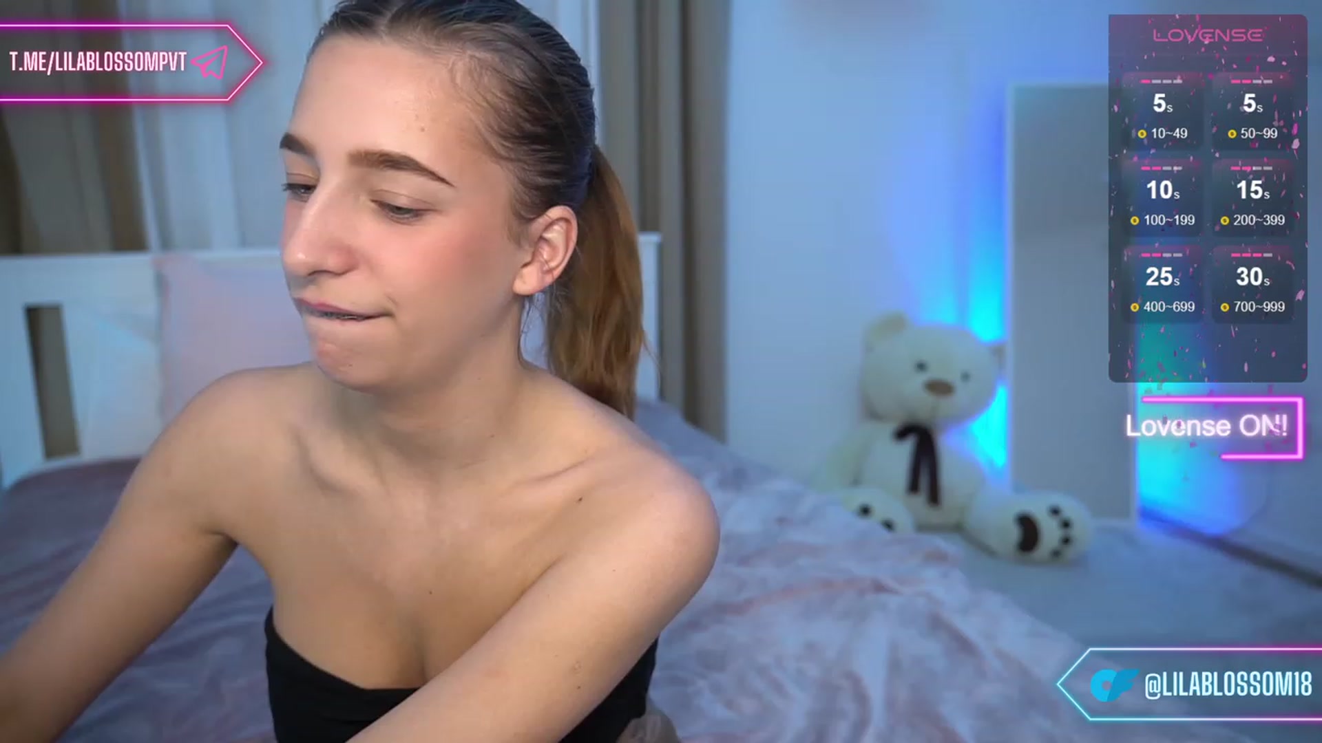 Gallery image thumbnail from LilaBlossom's myfreecams stream on, 02/07/2024, 22:43 image 15 of 20
