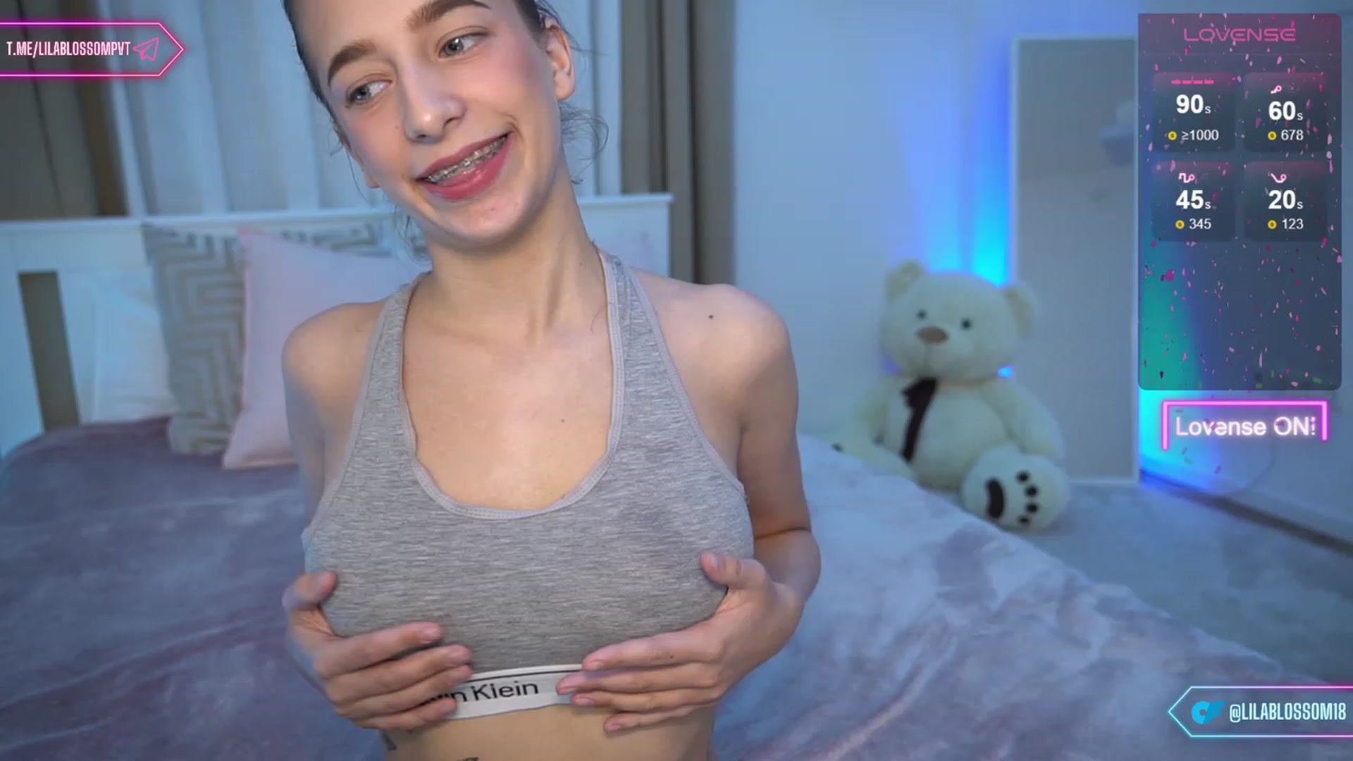 Gallery image thumbnail from LilaBlossom's myfreecams stream on, 02/12/2024, 15:50 image 2 of 20