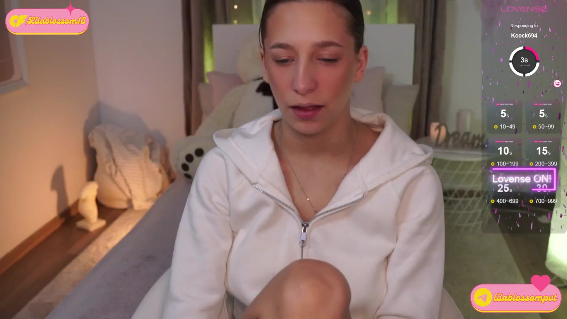 Gallery image thumbnail from LilaBlossom's myfreecams stream on, 05/08/2024, 06:37 image 15 of 20