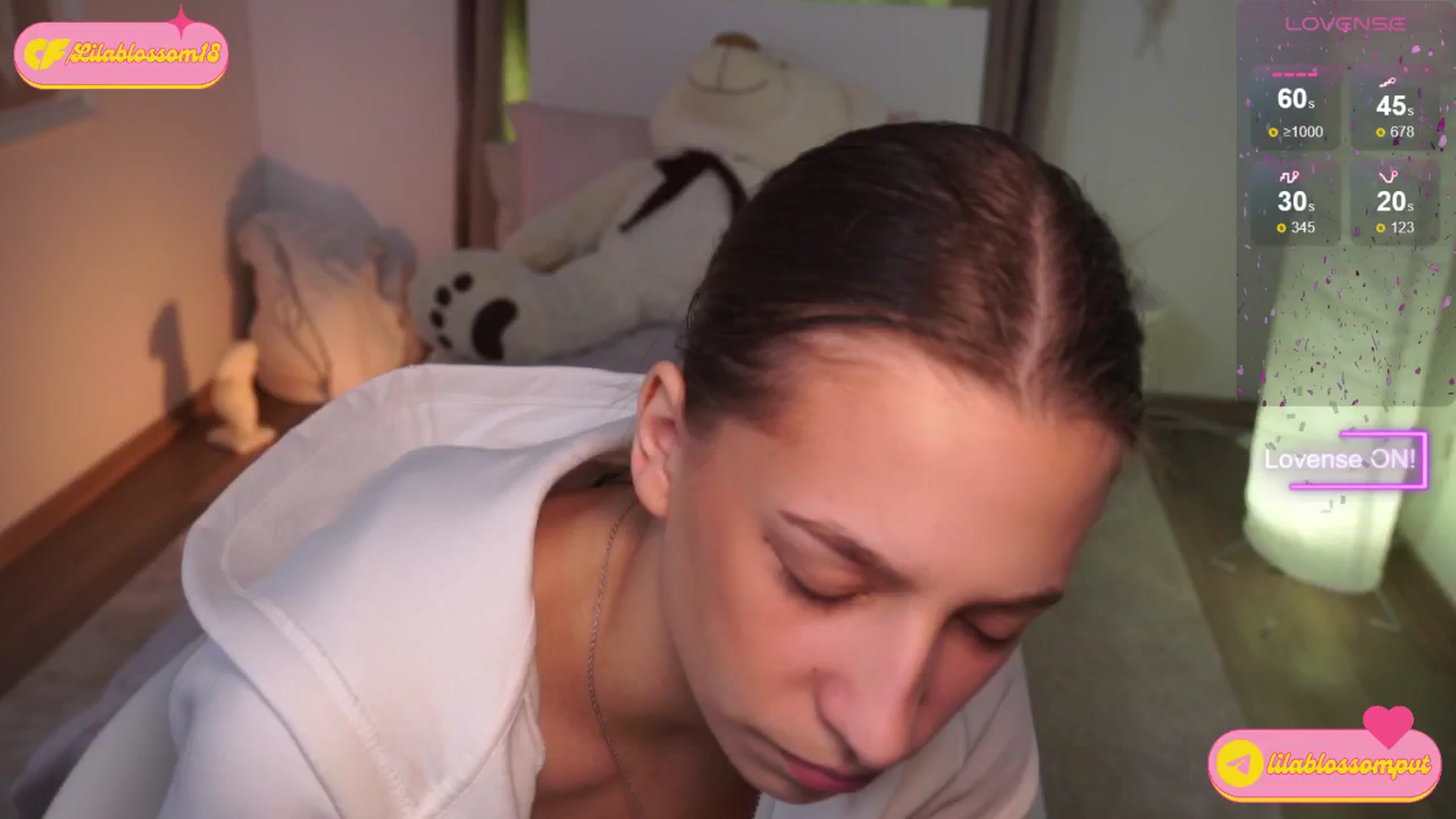 Gallery image thumbnail from LilaBlossom's myfreecams stream on, 05/08/2024, 11:37 image 14 of 20