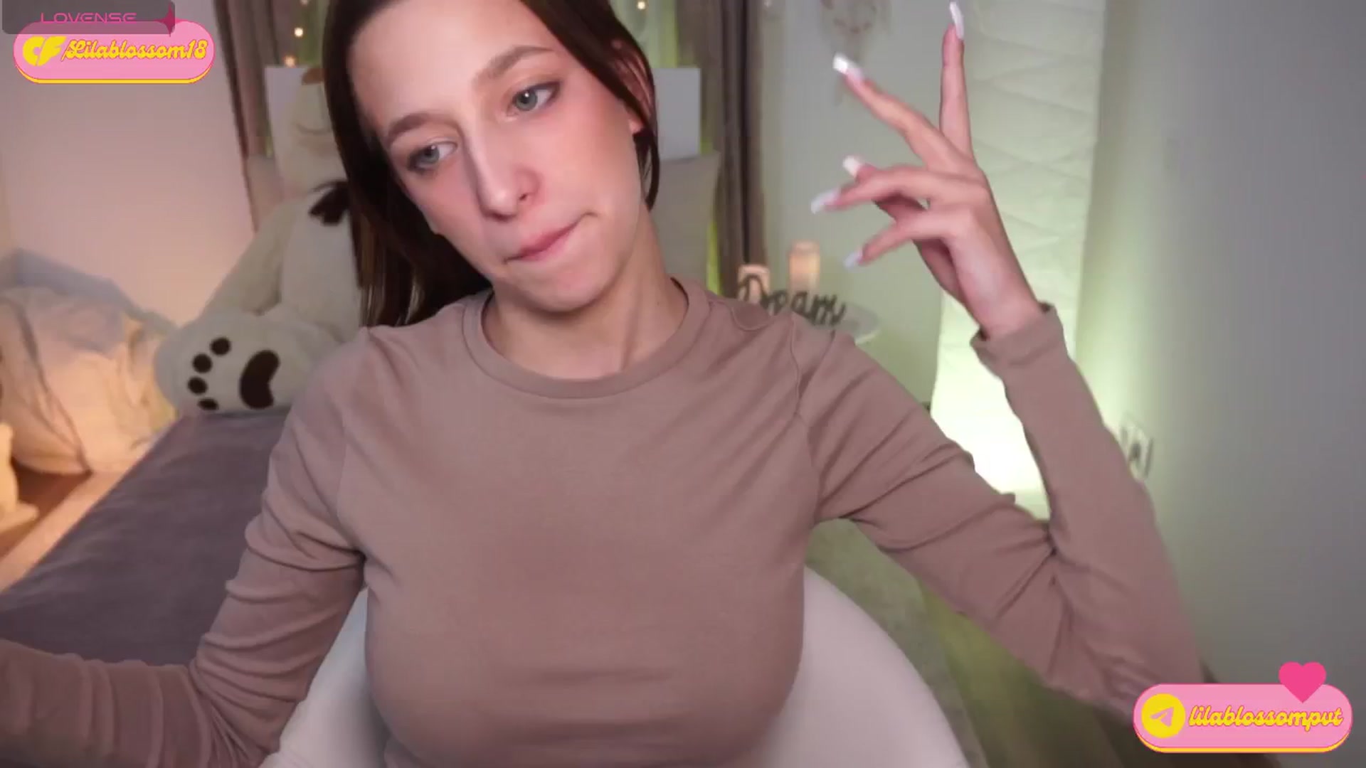 Gallery image thumbnail from LilaBlossom's myfreecams stream on, 05/10/2024, 17:16 image 1 of 20