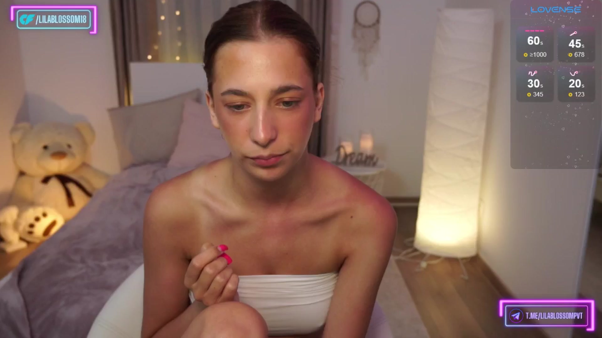 Gallery image thumbnail from LilaBlossom's myfreecams stream on, 06/26/2024, 09:33 image 2 of 20