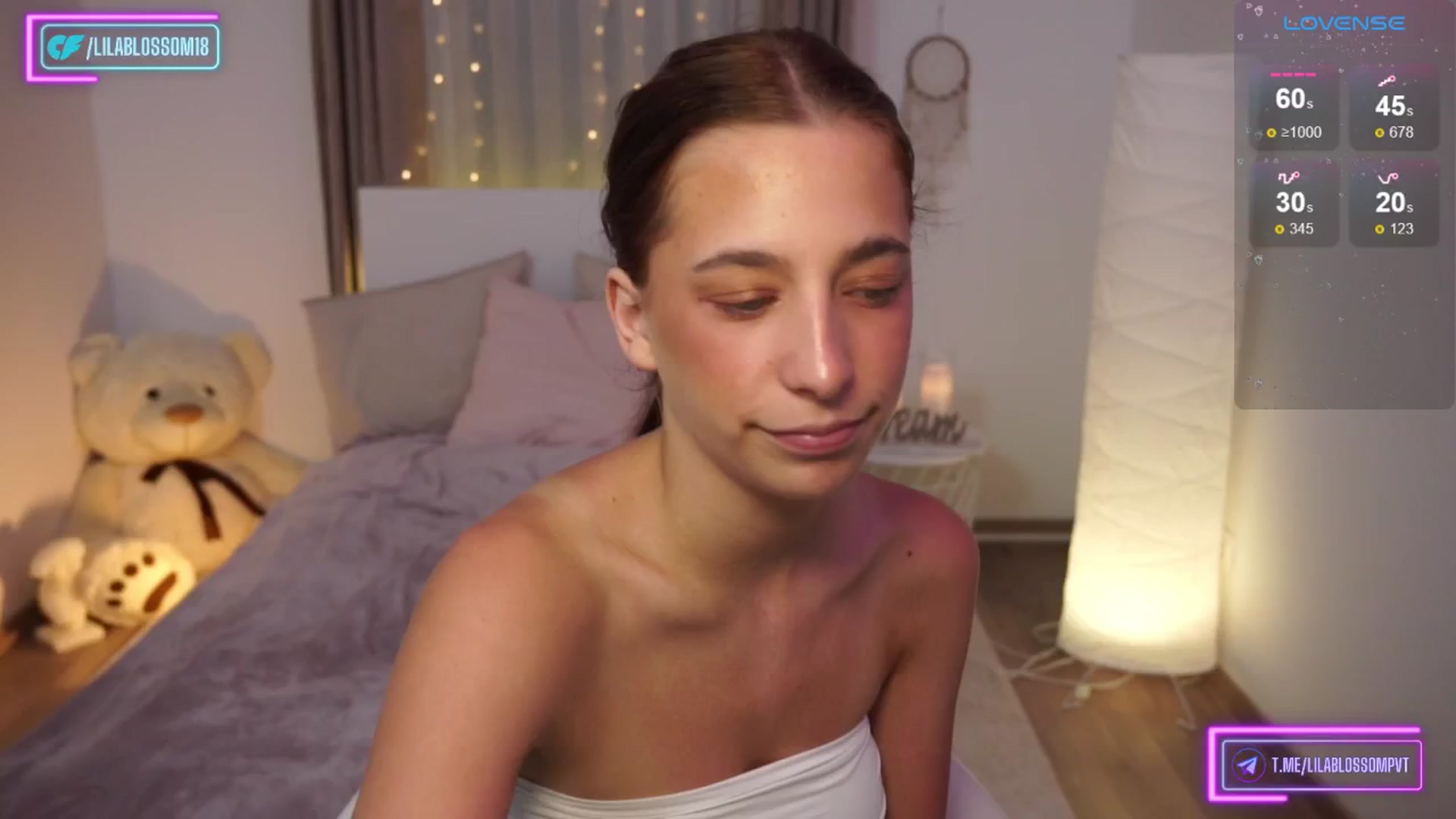 Gallery image thumbnail from LilaBlossom's myfreecams stream on, 06/26/2024, 10:59 image 19 of 20